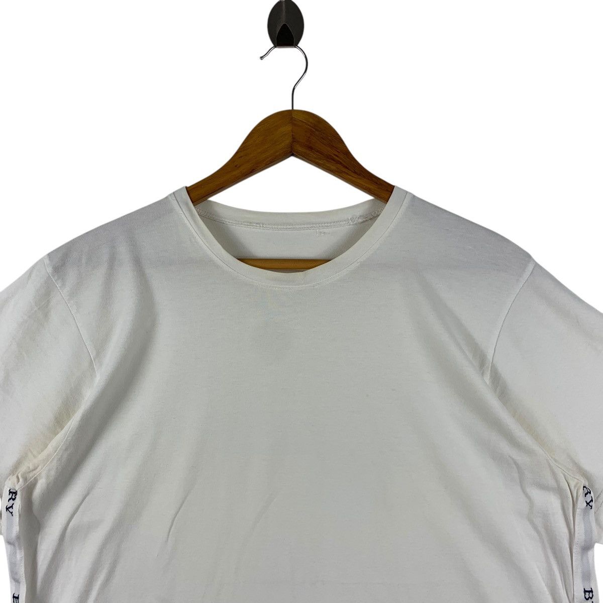 Burberry × Designer BURBERRY London side tape tee Size US M / EU 48-50 / 2 - 2 Thumbnail