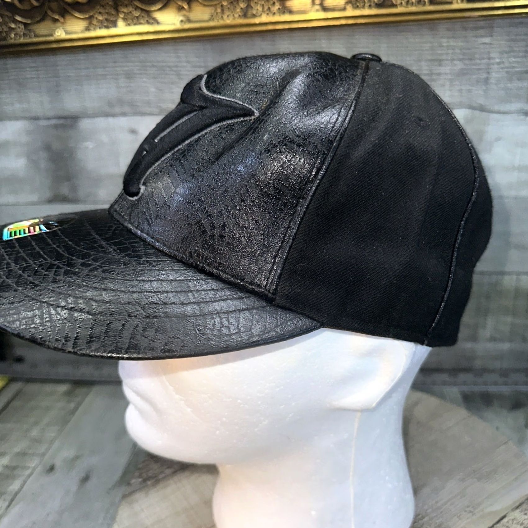 Akademiks AKADEMIKS Fitted Hat 7 1/8 Black Faux Snakeskin A Logo Cap Streetwear Rare Y2K Mens Size ONE SIZE - 7 Thumbnail