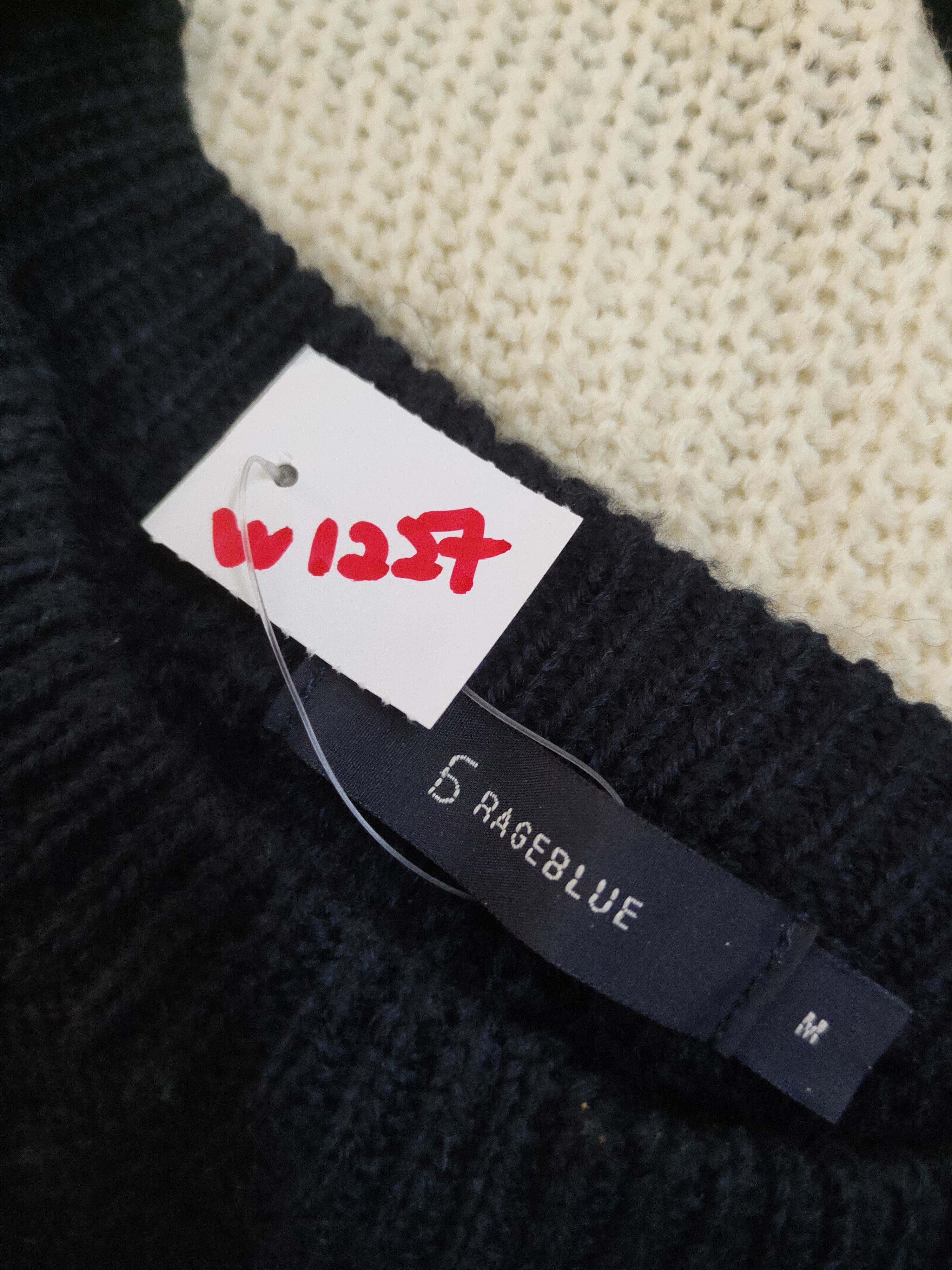 Aran Isles Knitwear × Japanese Brand × RAGEBLUE Rageblue Black Cream Knitwear Sweatshirts #W1227 Size US M / EU 48-50 / 2 - 11 Thumbnail