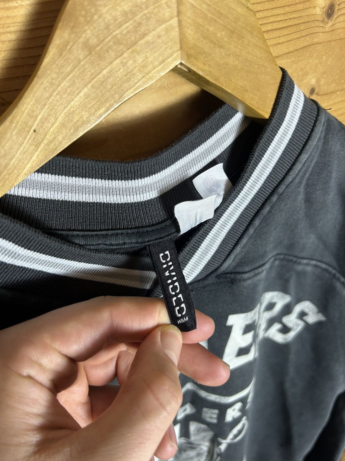 H&M H&M X NFL Raiders fabric fade sweatshirt Size US XS / EU 42 / 0 - 7 Thumbnail