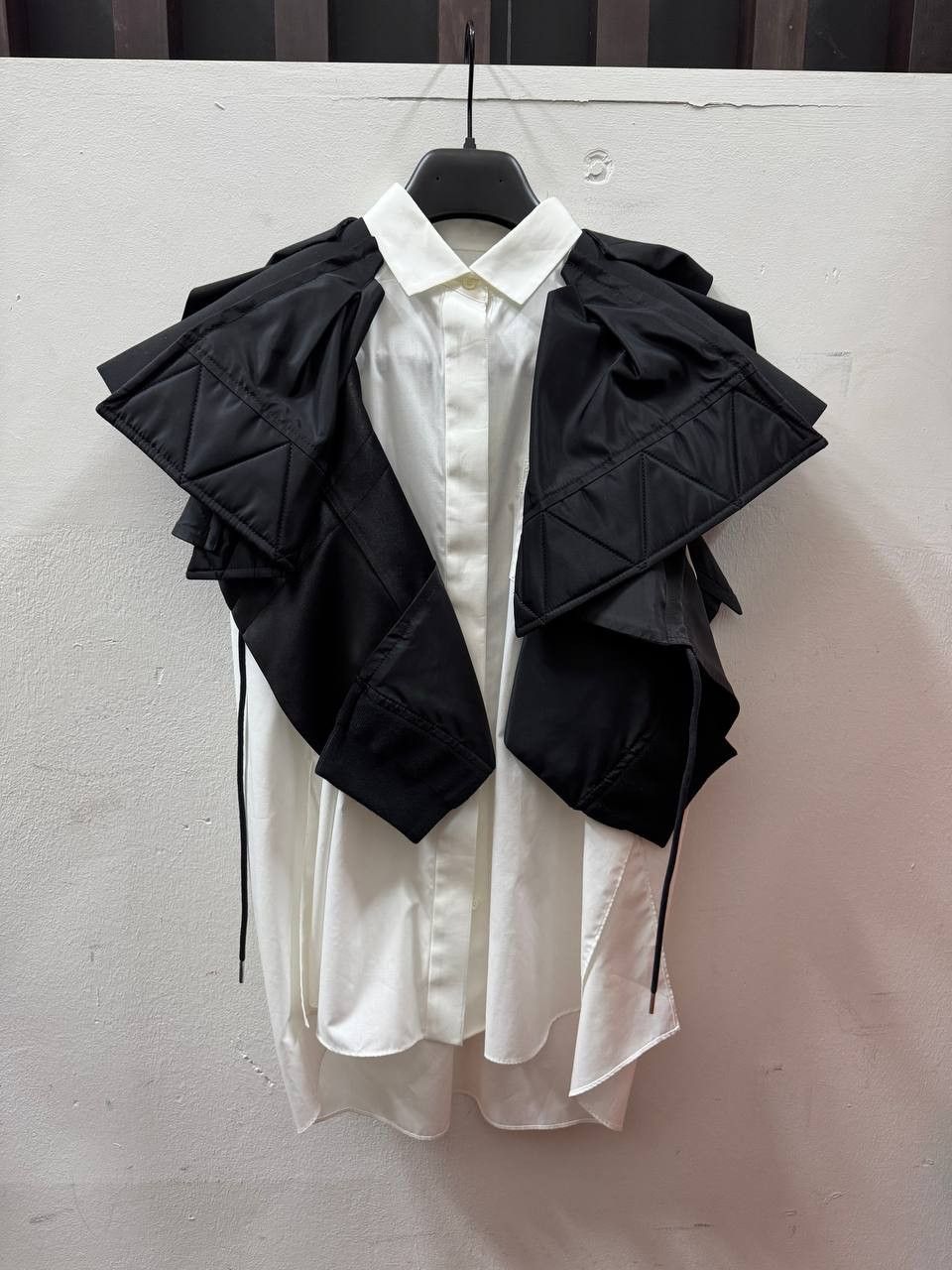 Sacai SS22 Sacai Pleated Ruffle Sleeveless Shirt Size L / US 10 / IT 46 - 2 Thumbnail