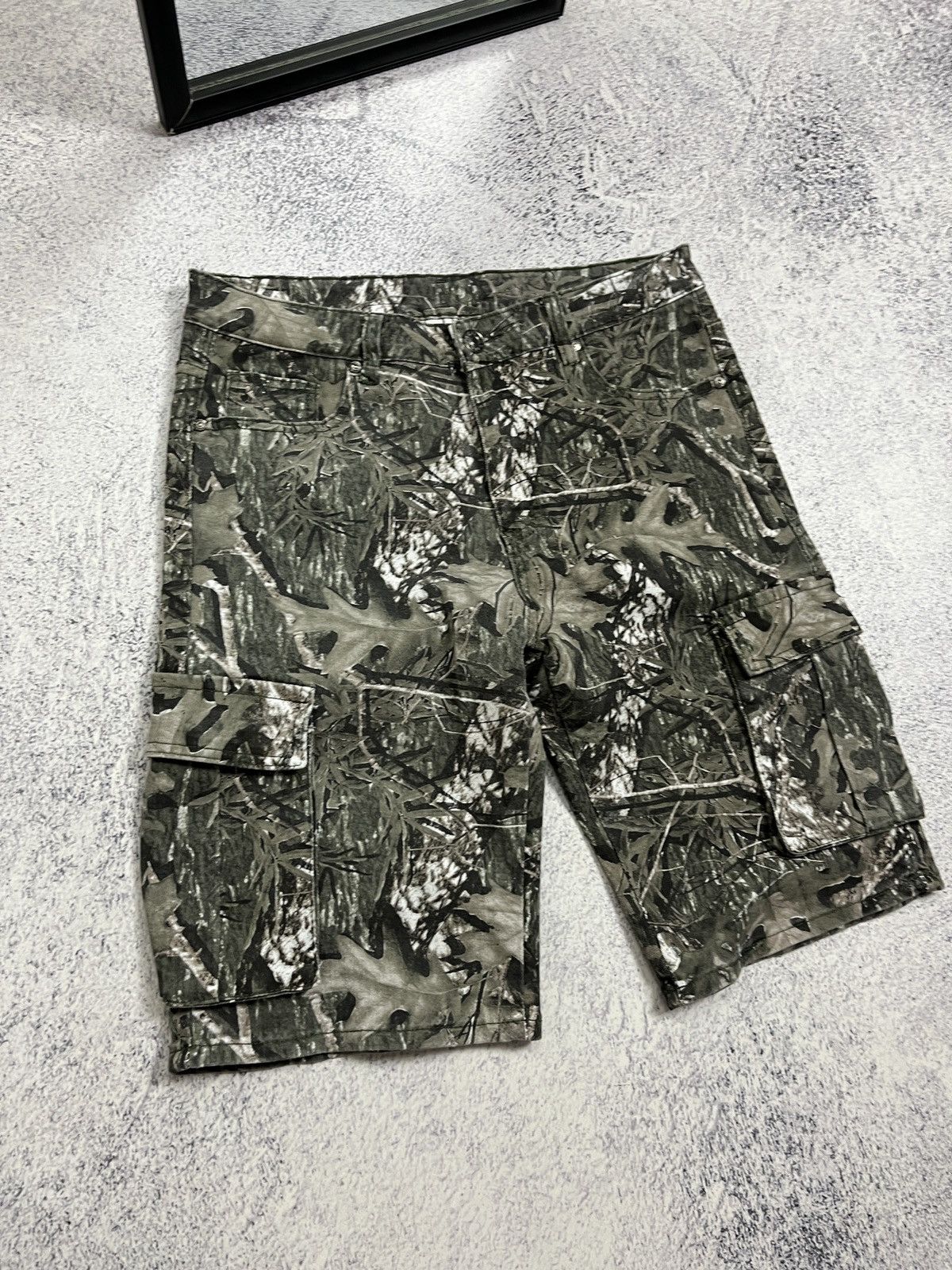 Realtree Real Tree Camo Cargo Shorts Streetwear Hype Y2k Camouflage Size US 32 / EU 48 - 5 Thumbnail