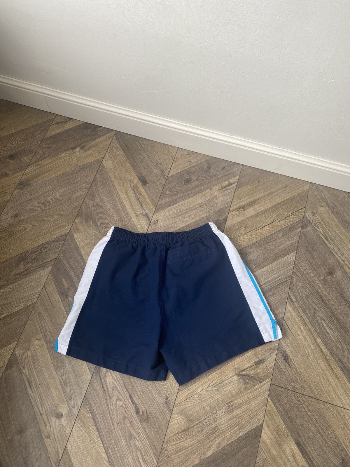 Nike Vintage Nike 90s shorts Size US 33 - 7 Thumbnail