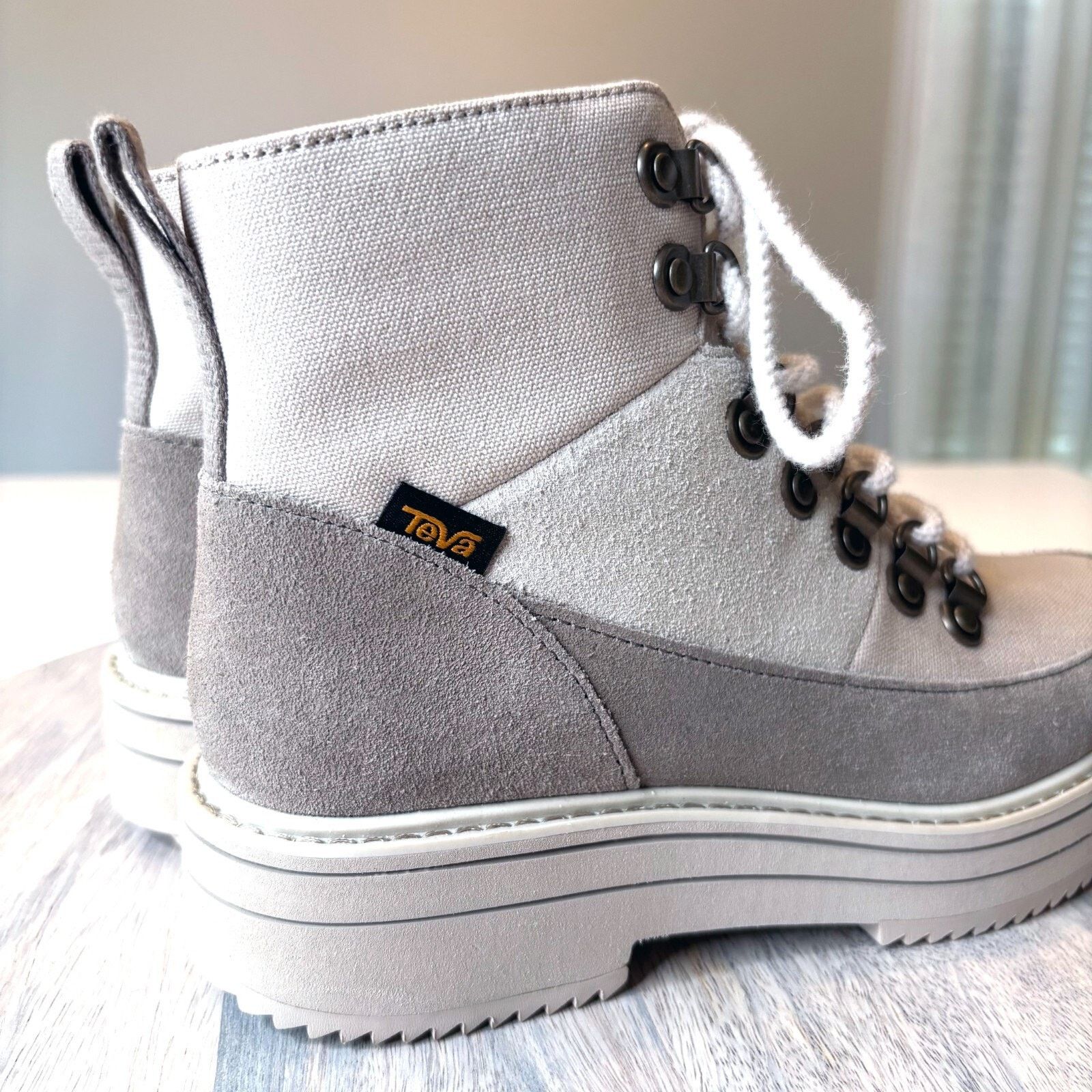 Teva Teva Midform Patchwork Women's Boots US Size 6.5 Size US 6.5 / IT 36.5 - 7 Thumbnail