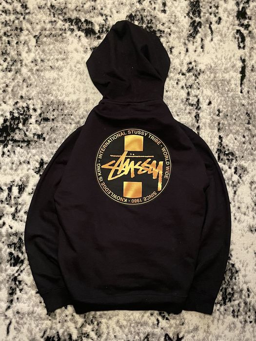 Stussy best sale hoodie fit