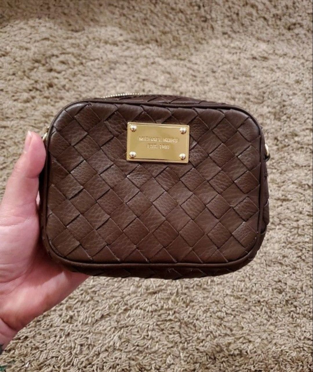 Michael Kors Vintage Michael Kors Brown Woven Leather Crossbody Purse Size ONE SIZE - 4 Thumbnail