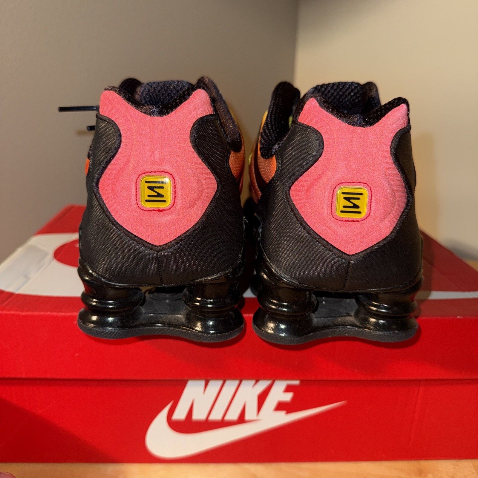 Nike Nike Shox TL ‘Sunrise’ Black Amarillo Red AV3595-004 Men’s Size US 10 / EU 43 - 6 Thumbnail
