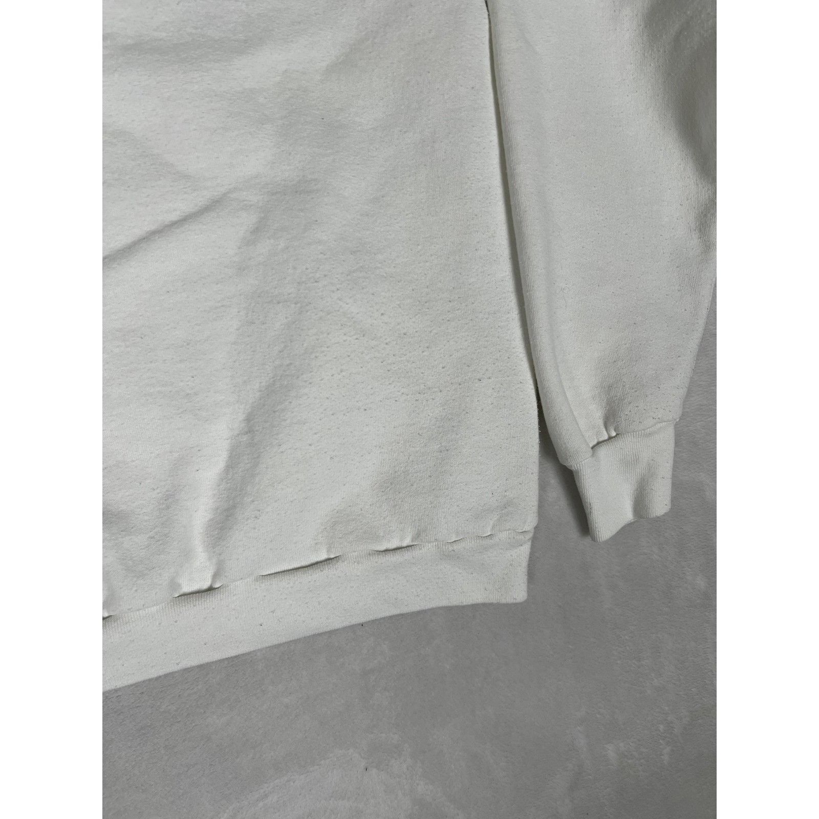 TEE JAYS Vintage Happy Holidays Penguin Sweatshirt Mens XL White Grap Size US XL / EU 56 / 4 - 10 Thumbnail
