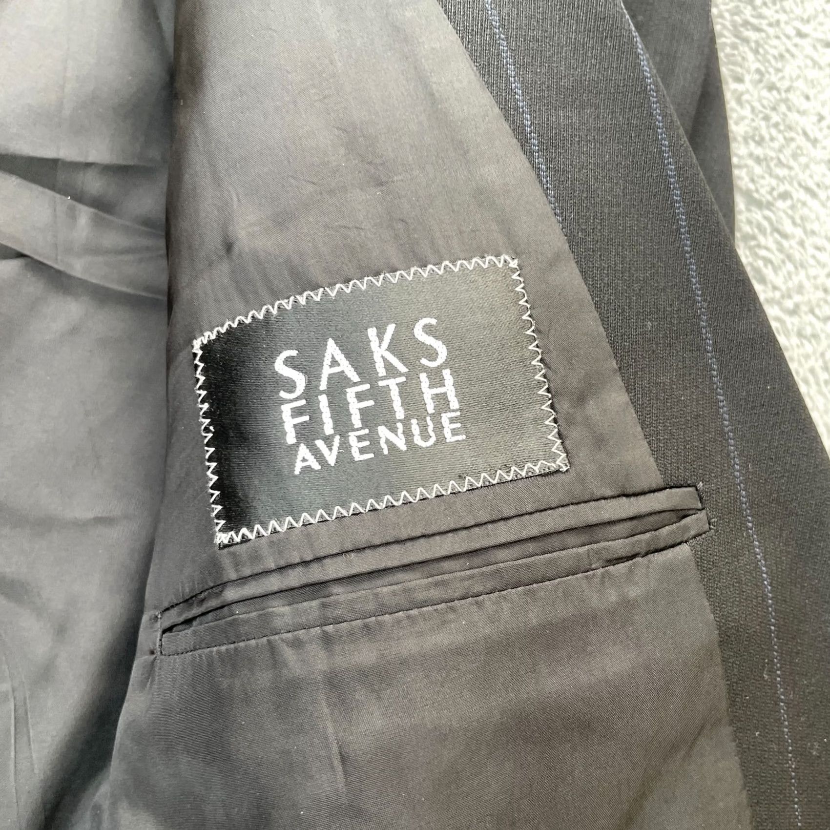 Saks Fifth Avenue New Title: Saks Fifth Avenue Vintage Giorgio Armani Jacket, Black Blazer, 46R, Pinstripe Size 46R - 4 Thumbnail