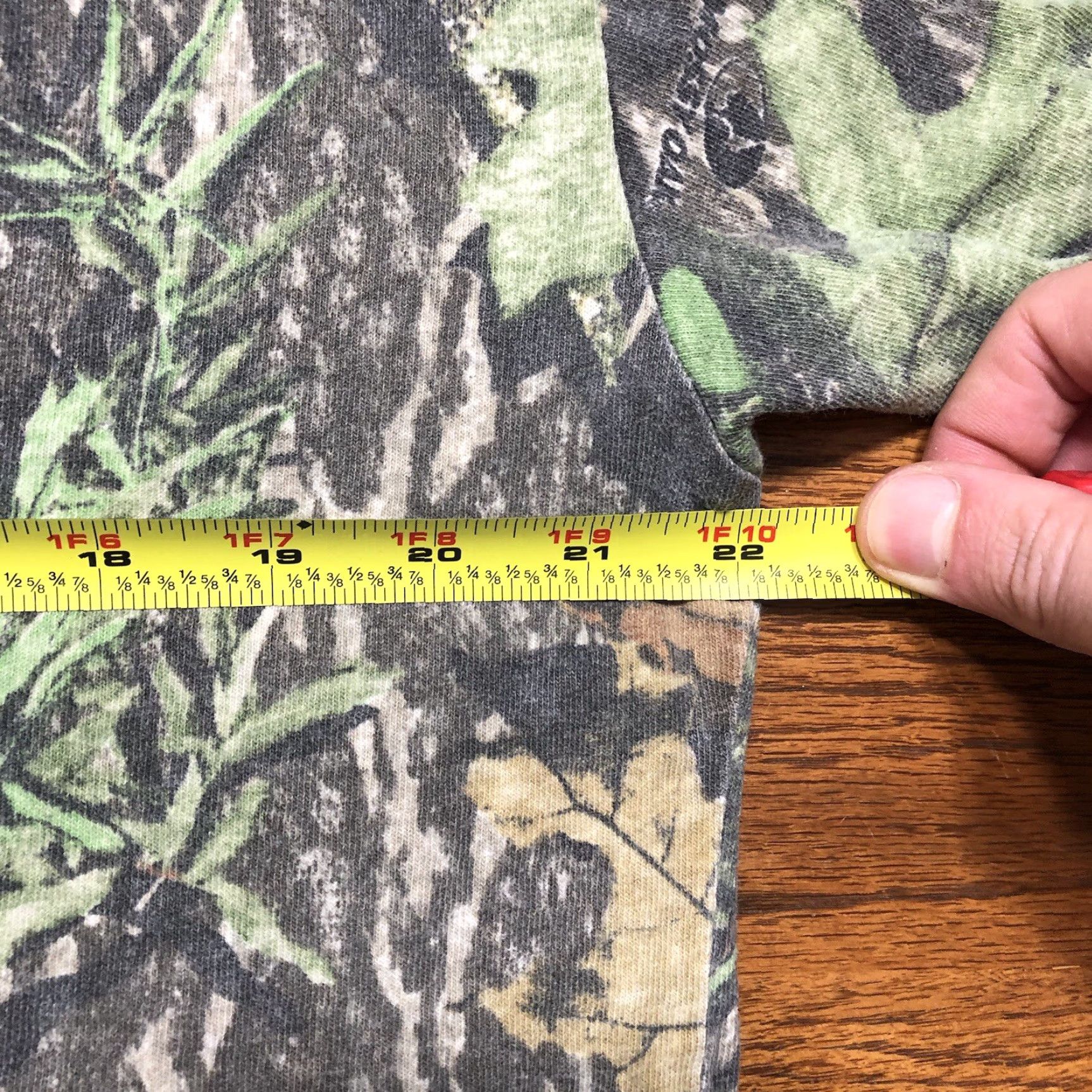 Jerzees VINTAGE Jerzees Outdoors Shirt Mens L Mossy Oak Obsession Camo Hunting Pocket T-Shirt 90s Mens Size US L / EU 52-54 / 3 - 6 Thumbnail