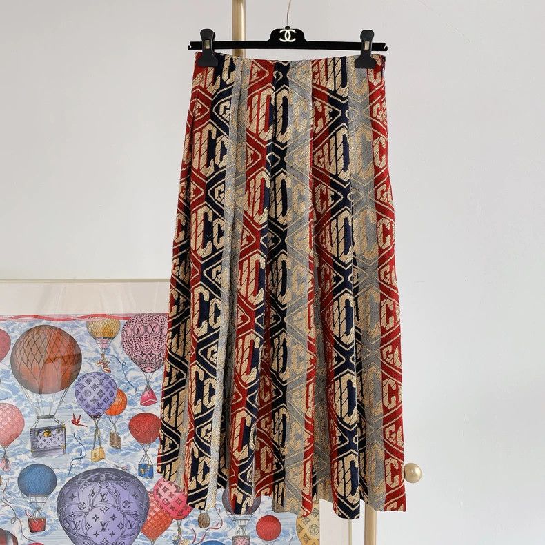 Gucci Gucci Logo Embroidered Midi Skirt Size 38- DMC Size US 38 / EU 54 - 1 Thumbnail