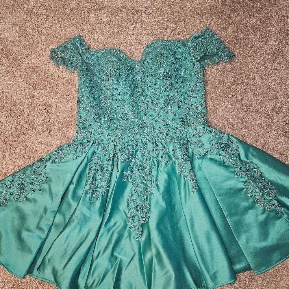 Designer Kikiprom Elegant Green Lace Off-Shoulder Dress Size L / US 10 / IT 46 - 5 Thumbnail