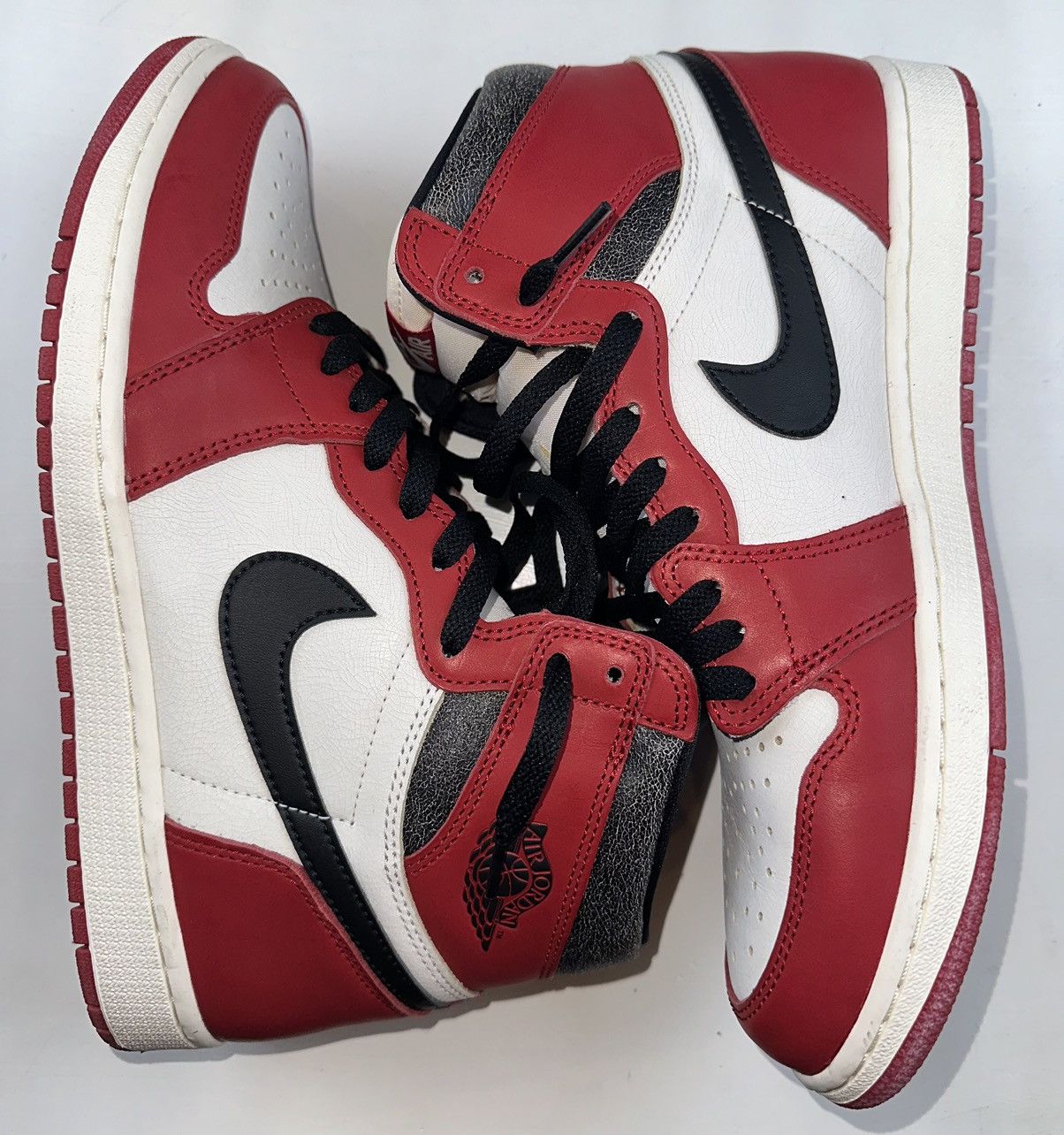 Jordan Brand × Nike Jordan 1 Chicago Lost & Found Size US 11.5 / EU 44-45 - 1 Thumbnail
