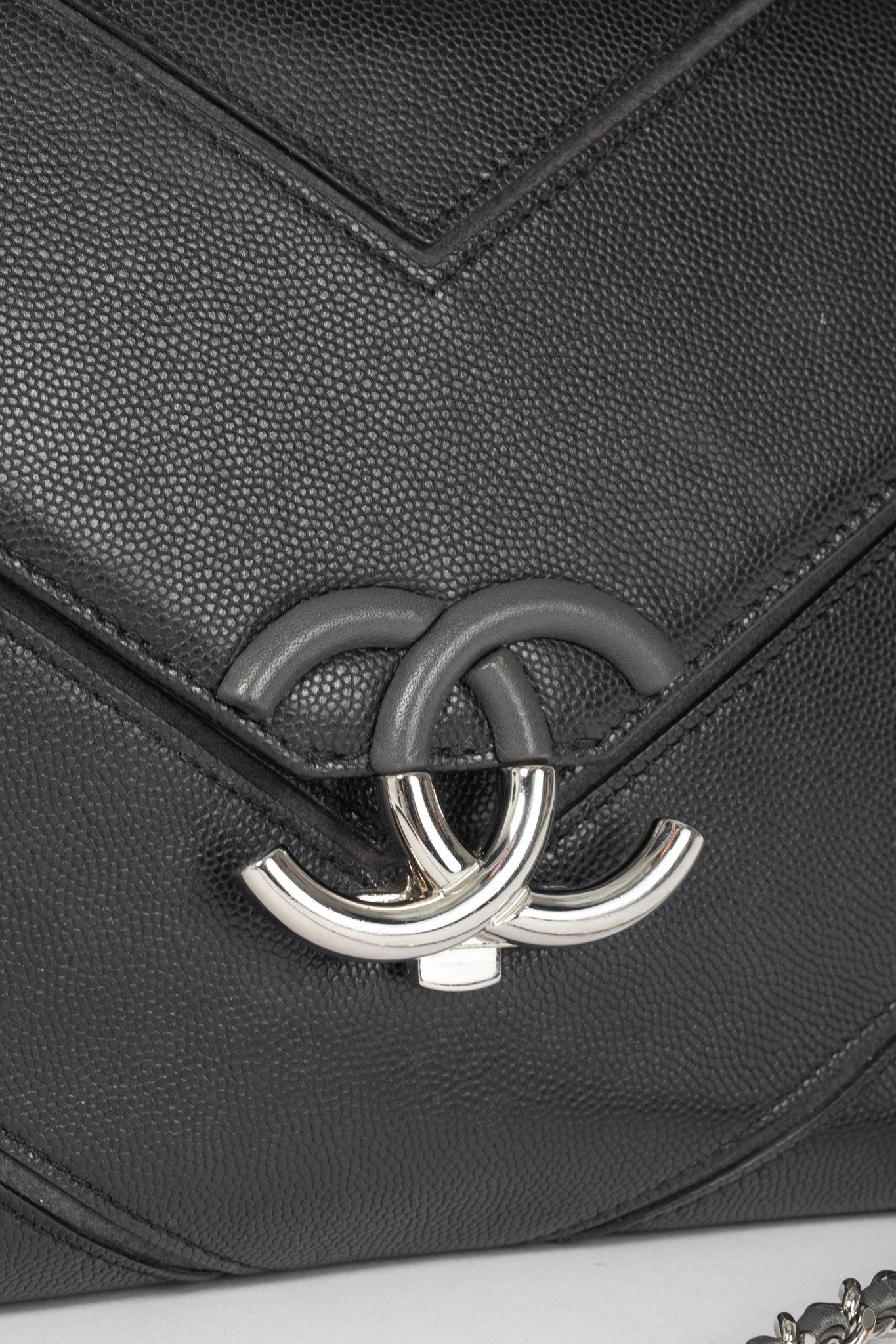 Chanel Chanel SS17 Black Caviar Large Chevron Flap Bag Size ONE SIZE - 9 Thumbnail