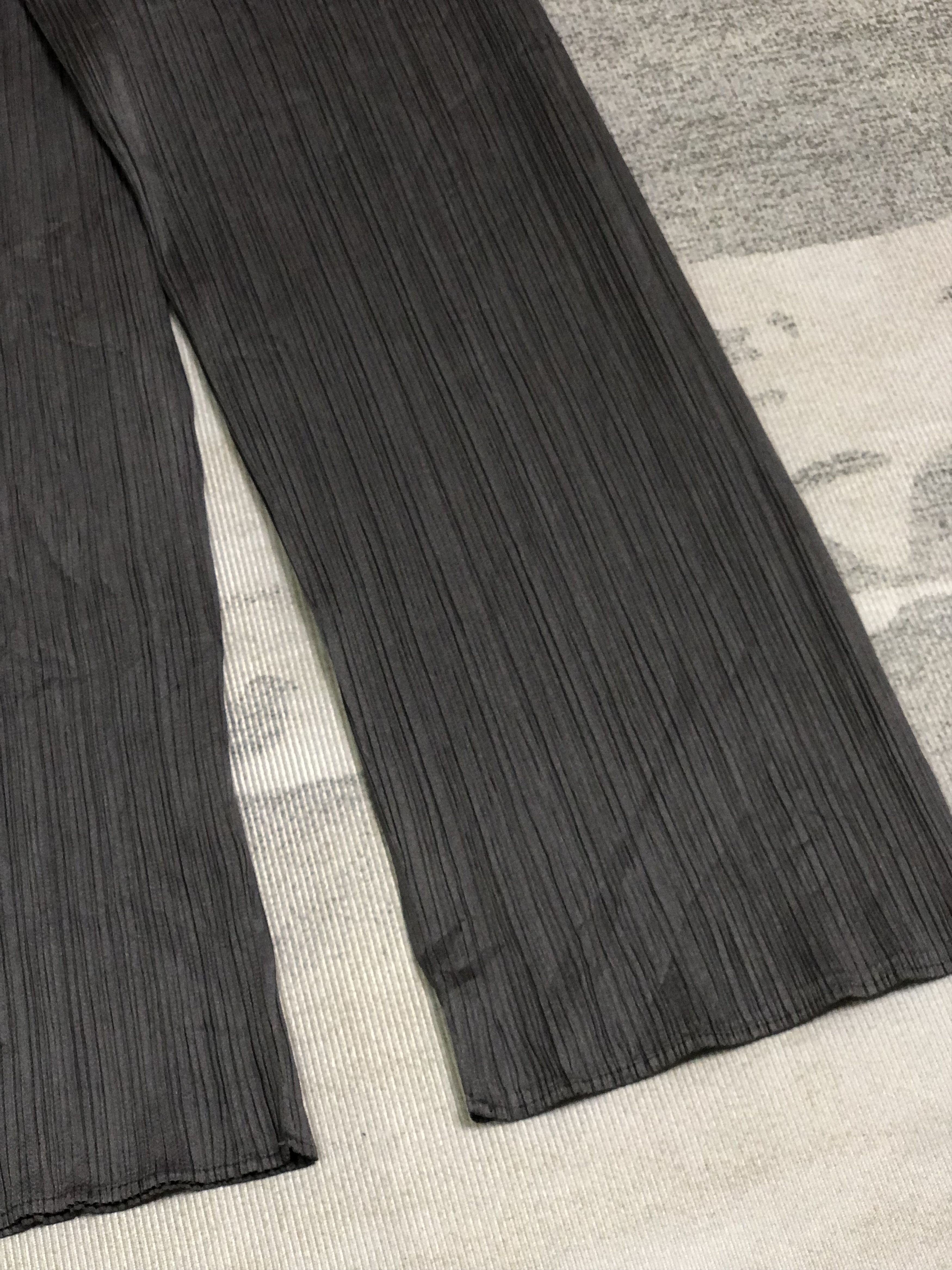 Pleats Please Issey Miyake Pleats please issey miyake pants Size US 28 / EU 44 - 5 Thumbnail