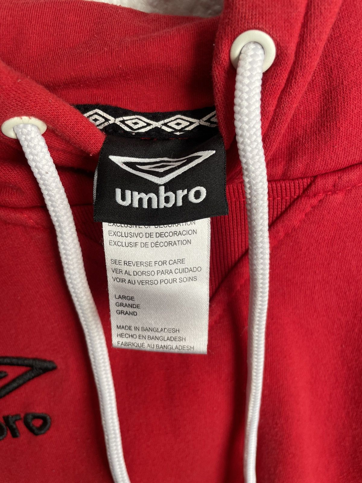 Umbro Vintage Y2K Umbro Essential Logo Hoodie Size Large Size US L / EU 52-54 / 3 - 3 Thumbnail