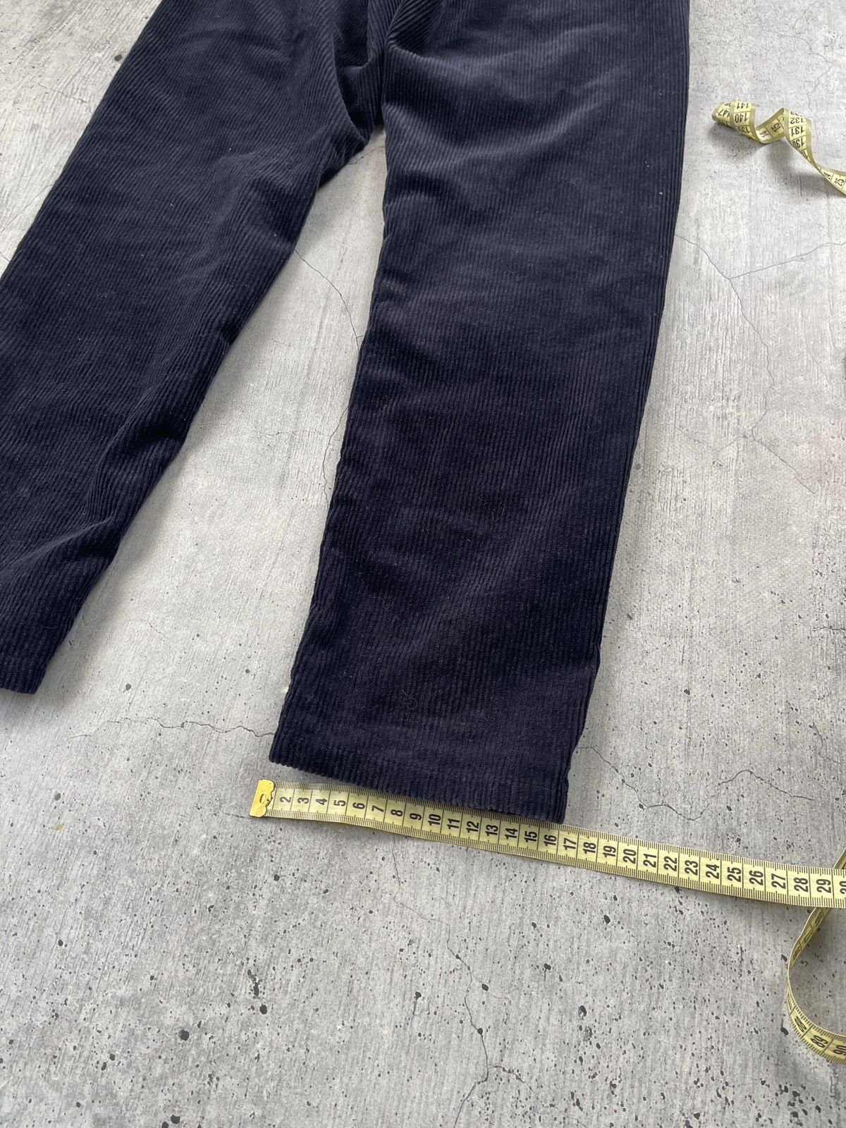 Carhartt × Vintage Vintage Carhartt corduroy pants velvet 90s y2k Size US 27 - 13 Thumbnail