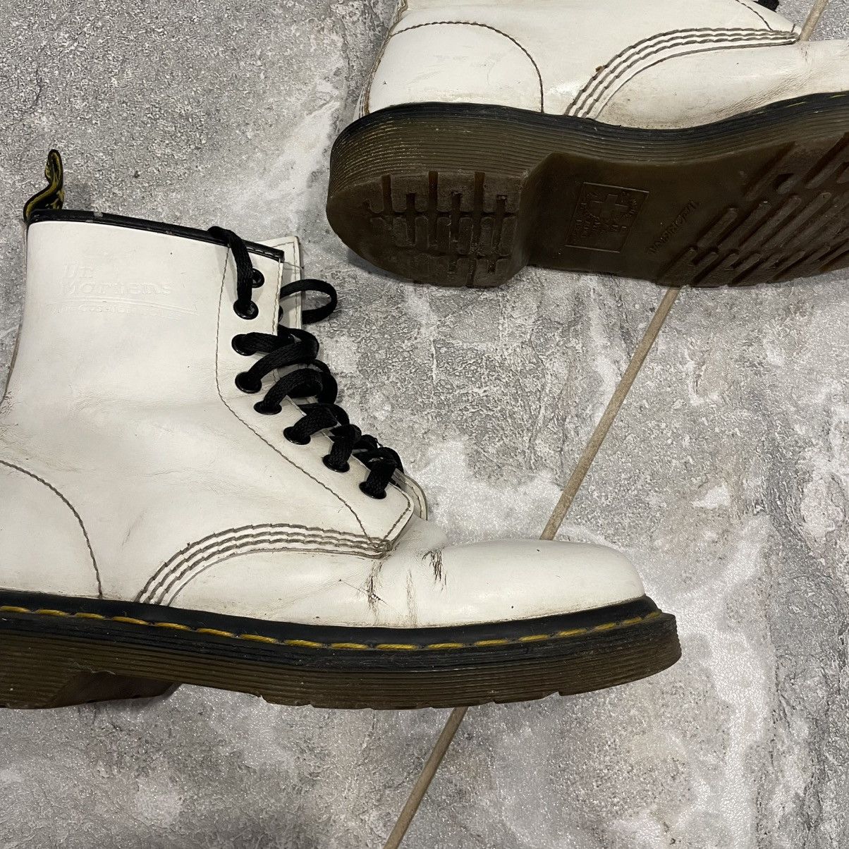 Dr. Martens Dr Martens boots white shoes sneakers high rock punk goth Size US 8 / IT 38 - 4 Thumbnail