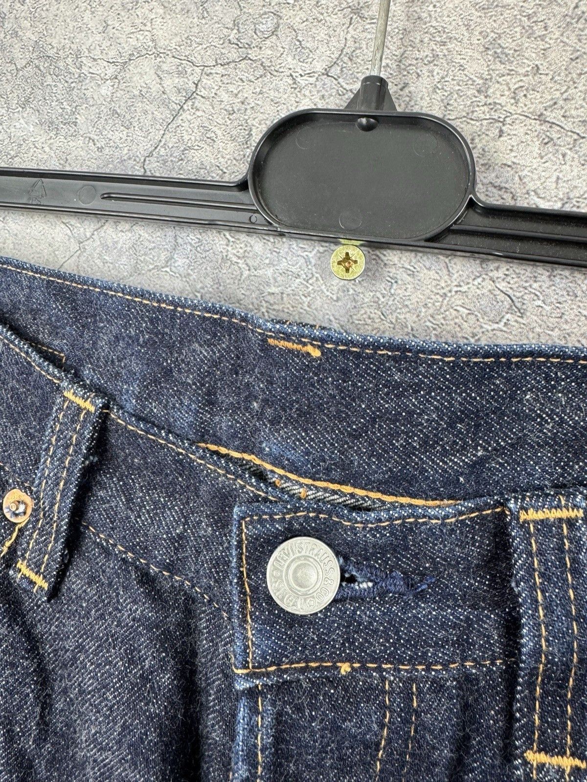 Levi's LEVI'S 501XX 37501 Made in JAPAN Selvedge Big-E Vintage W36 Size US 36 / EU 52 - 4 Thumbnail