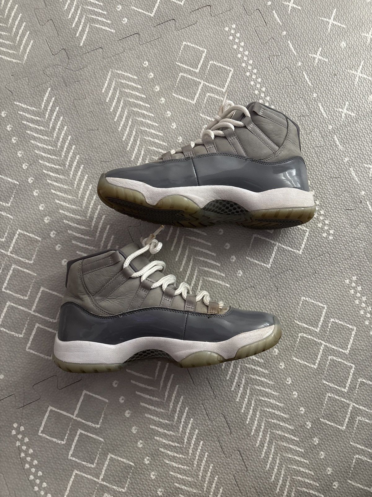 Jordan Brand Jordan 11 Cool Grey Size US 8 / EU 41 - 2 Thumbnail