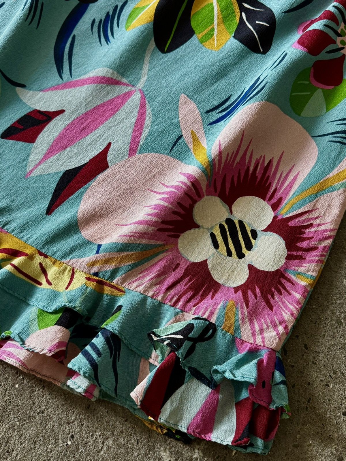 Gucci Gucci - Tom Ford - SS1999 - Tropical Flower Skirt Size 27" / US 4 / IT 40 - 3 Thumbnail