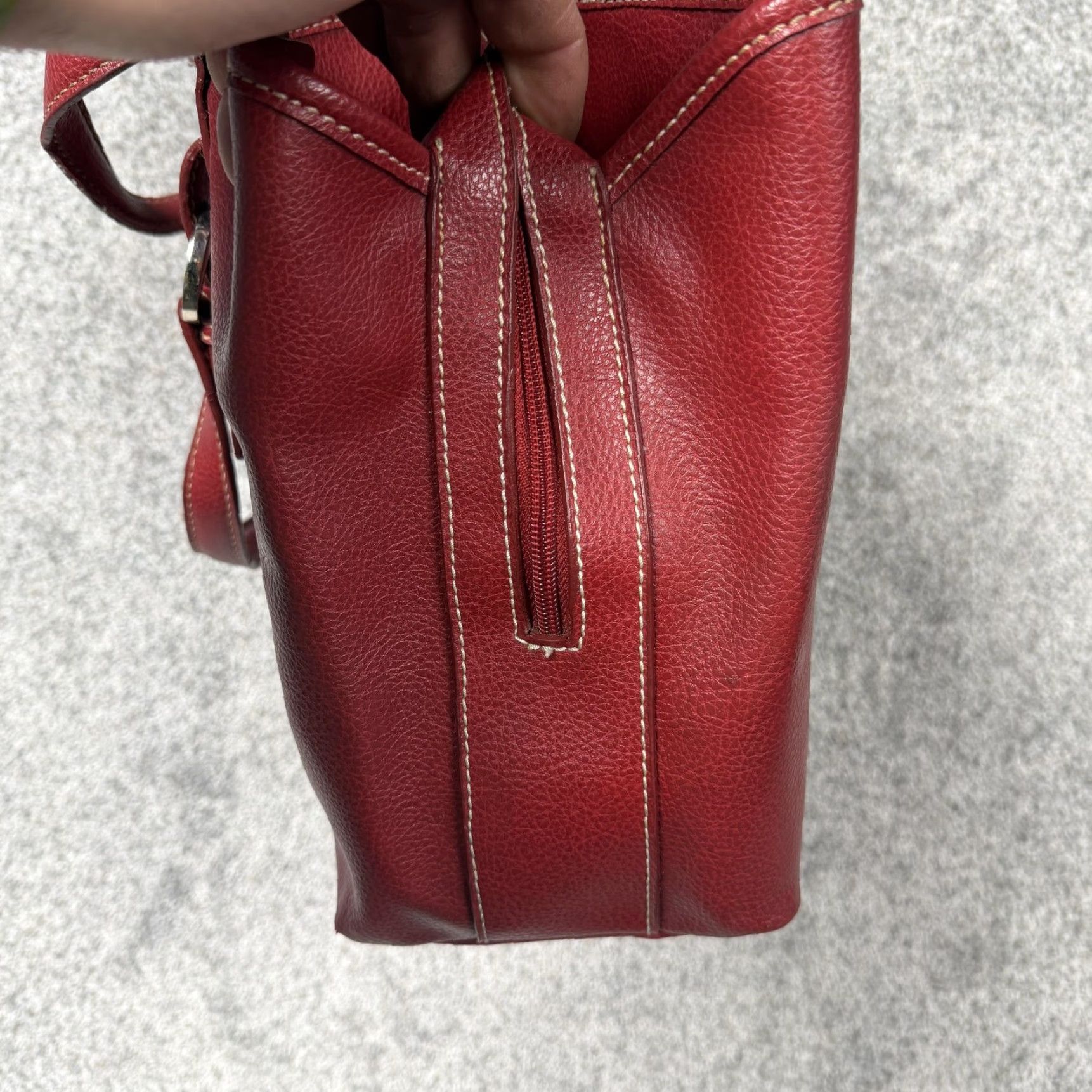 Tommy Hilfiger VINTAGE Tommy Hilfiger Tote Bag Red Medium Faux Leather Shoulder Purse Handbag Women Size ONE SIZE - 5 Thumbnail