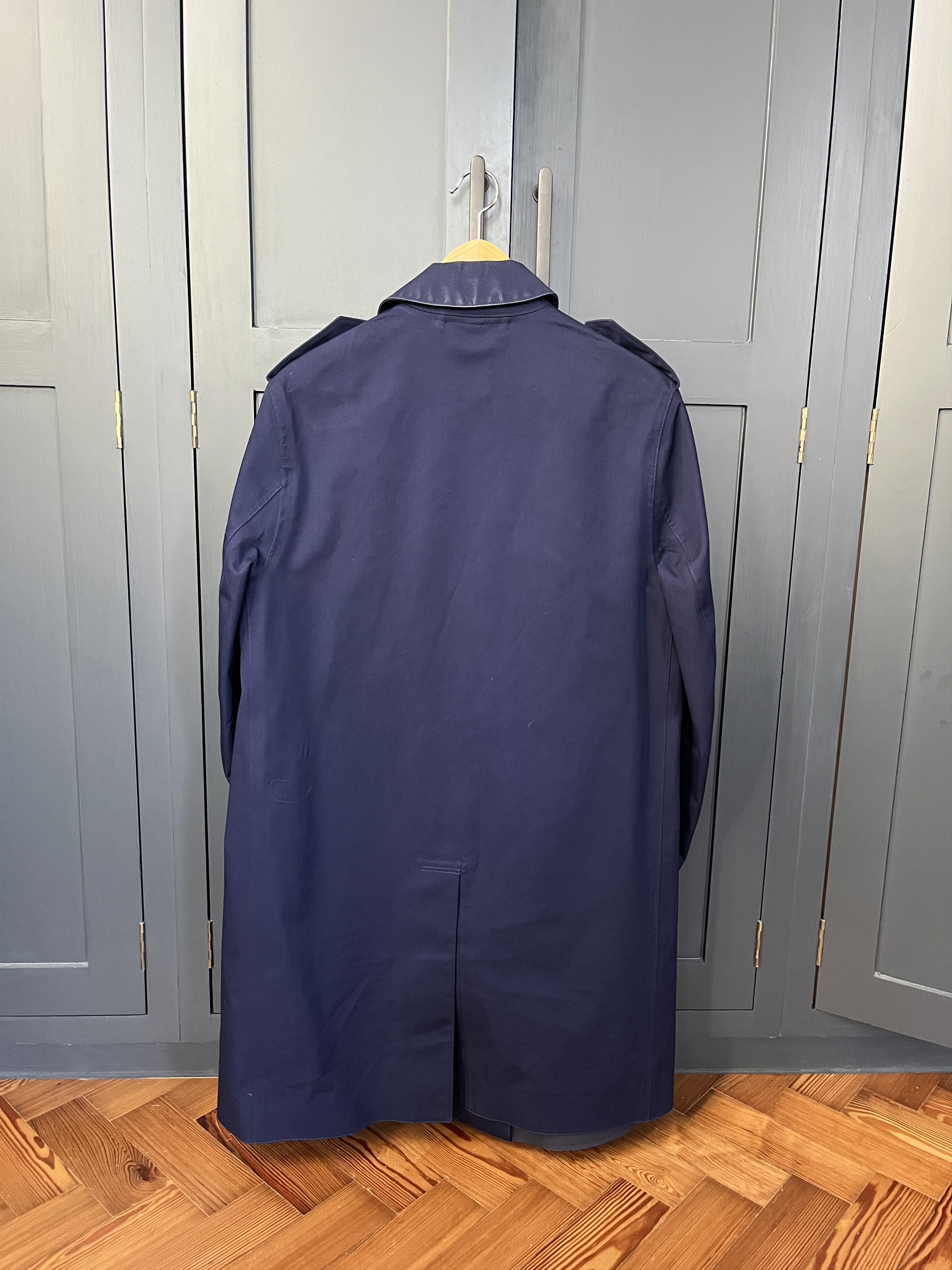 Burberry Prorsum Burberry Prorsum, mac, dark blue, 36UK/46IT RRP: £2,000 Size US S / EU 44-46 / 1 - 2 Thumbnail