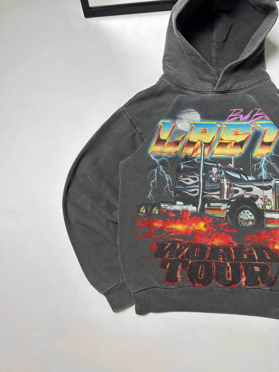Vintage Bad Bunny Last World Tour Merch EI Ultimo Tour Del Mundo Size US S / EU 44-46 / 1 - 3 Thumbnail