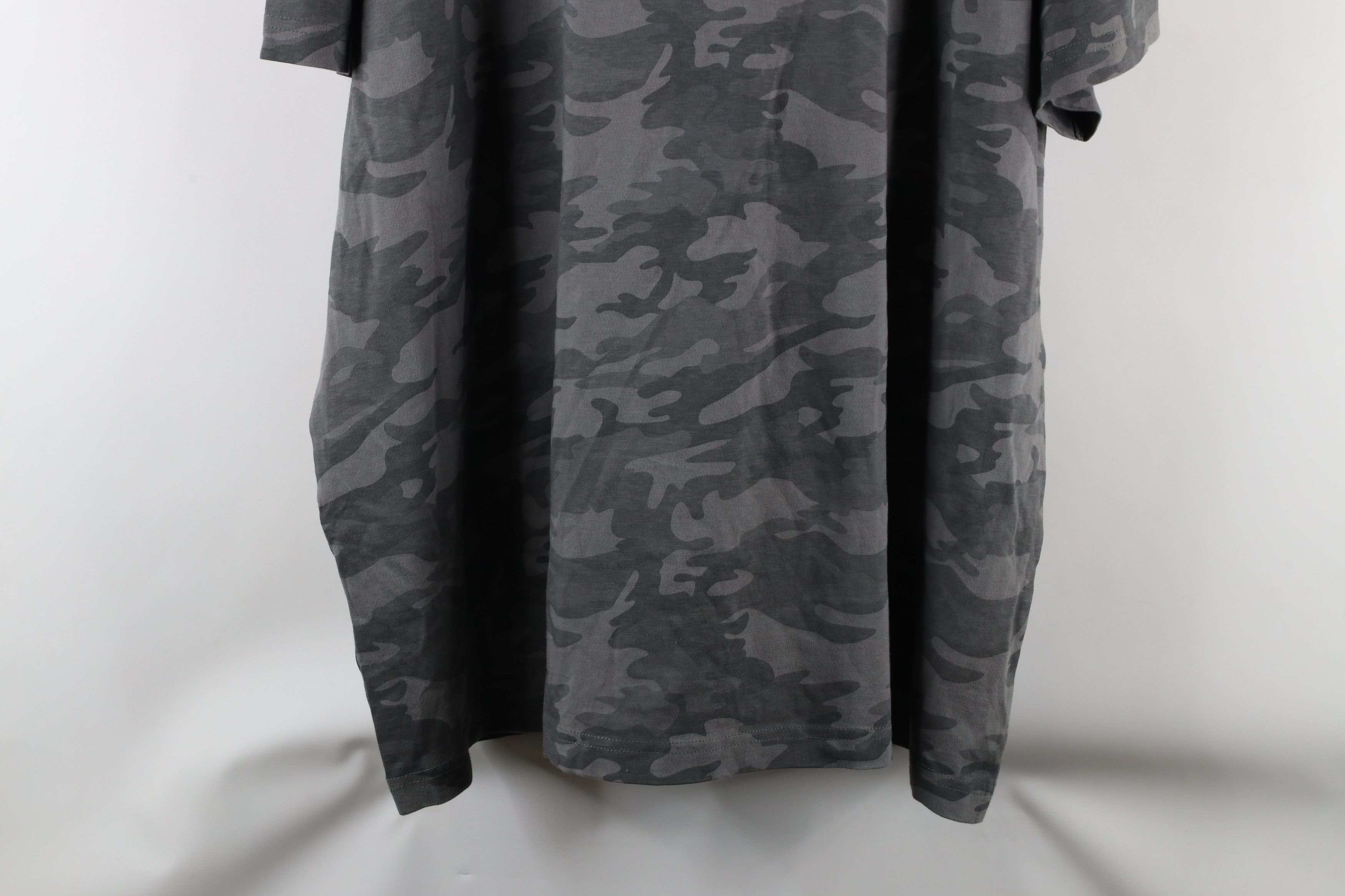 Life is Good × Vintage Life Is Good Buck Buck Moose Camouflage Short Sleeve T-Shirt Size US XXL / EU 58 / 5 - 9 Thumbnail