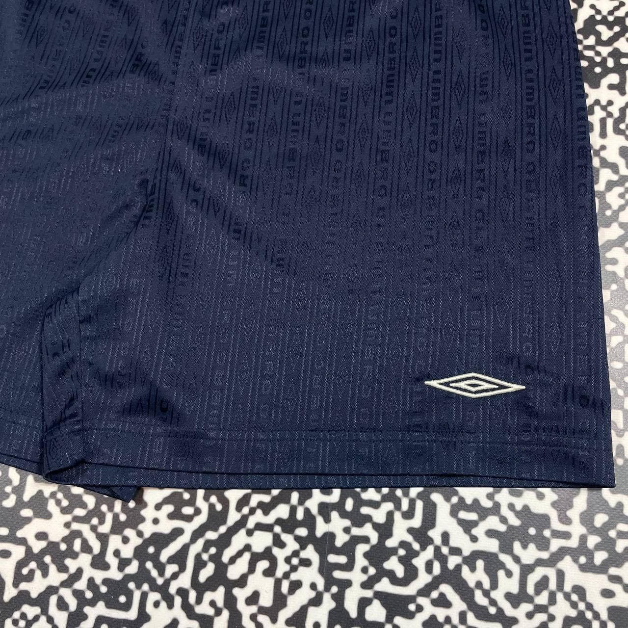 Umbro Vintage 90s Umbro Monogram Retro Casual Sports Style Shorts Size US 36 / EU 52 - 4 Thumbnail