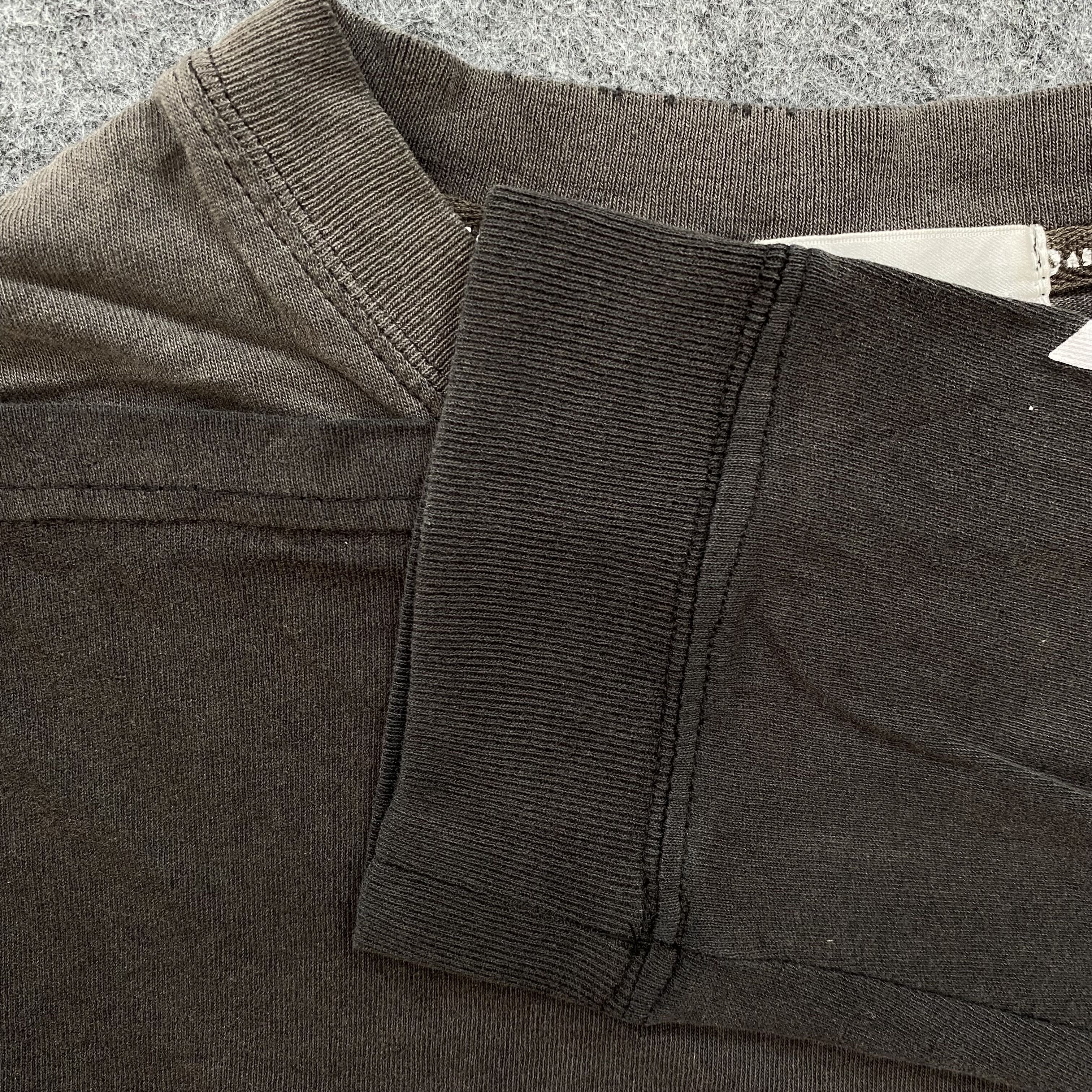 Vintage Vintage Airwalk Long Sleeve Distressed Tshirt-N015 Size US M / EU 48-50 / 2 - 6 Thumbnail