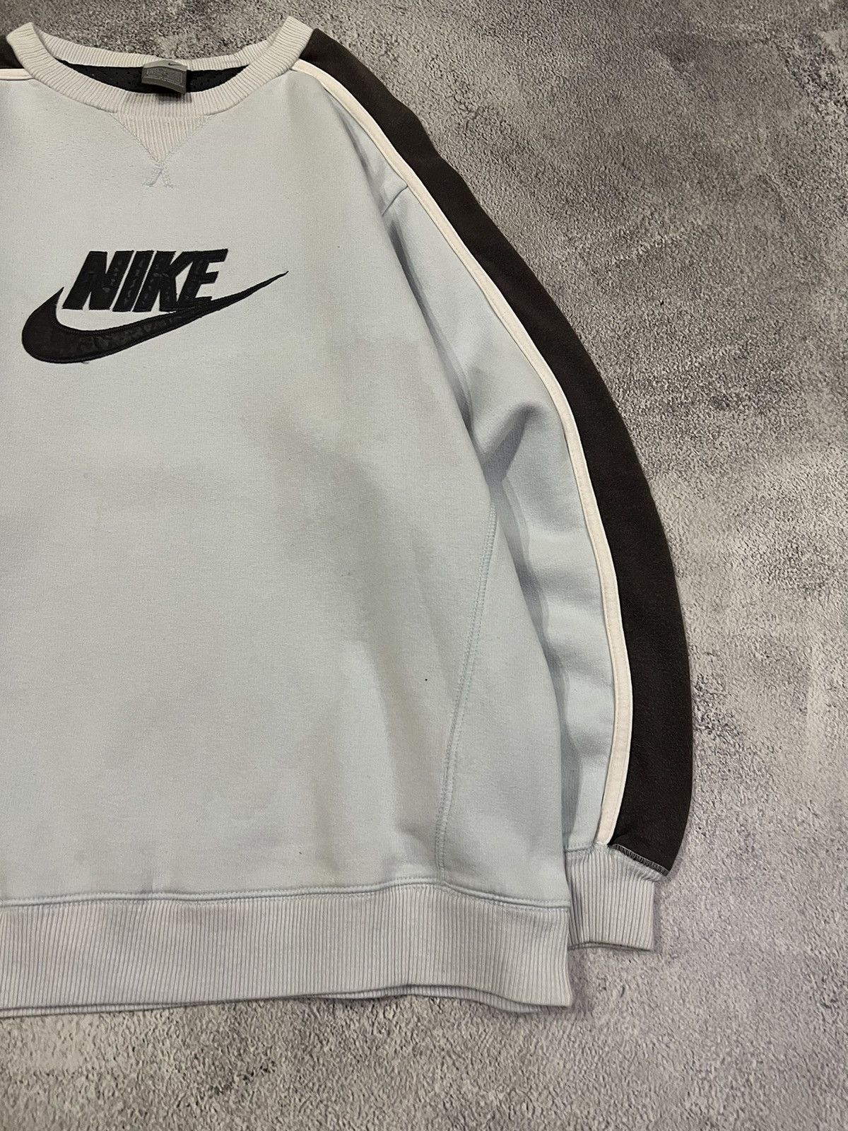 Nike × Vintage Vintage Y2k Nike Big Logo Sweatshirt 00’s Light Blue Size US L / EU 52-54 / 3 - 12 Thumbnail