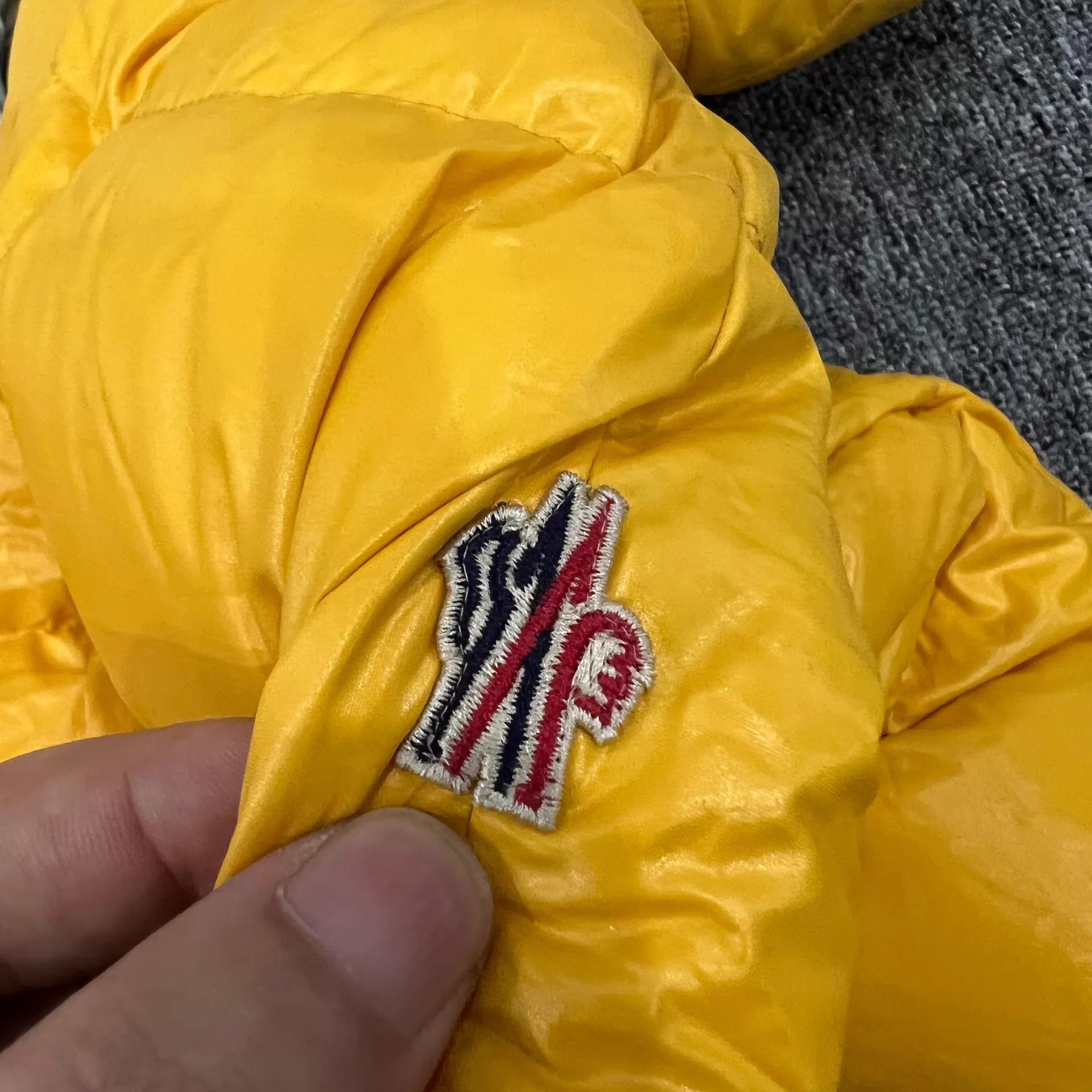 Moncler Moncler Arabba Ski Down Jacket Lamb Collar Logo Arm Patch 2 Size XS / US 0-2 / IT 36-38 - 3 Thumbnail