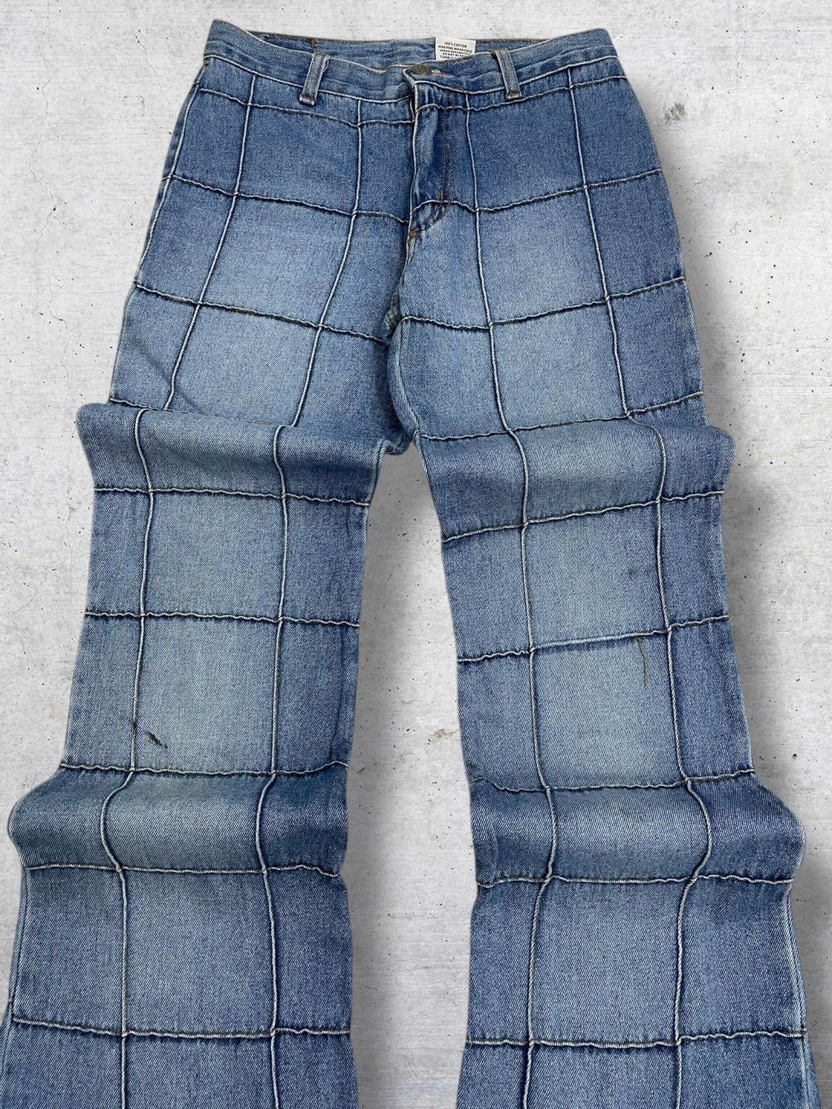 Japanese Brand VINTAGE NEW SPORTS USA 90S OG FLARED KINKY DISTRESSED DENIM Size US 27 - 4 Thumbnail
