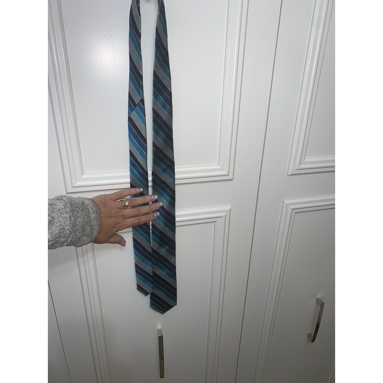 Express Express Men's Blue Striped Silk Tie Classic Length Size ONE SIZE - 3 Thumbnail