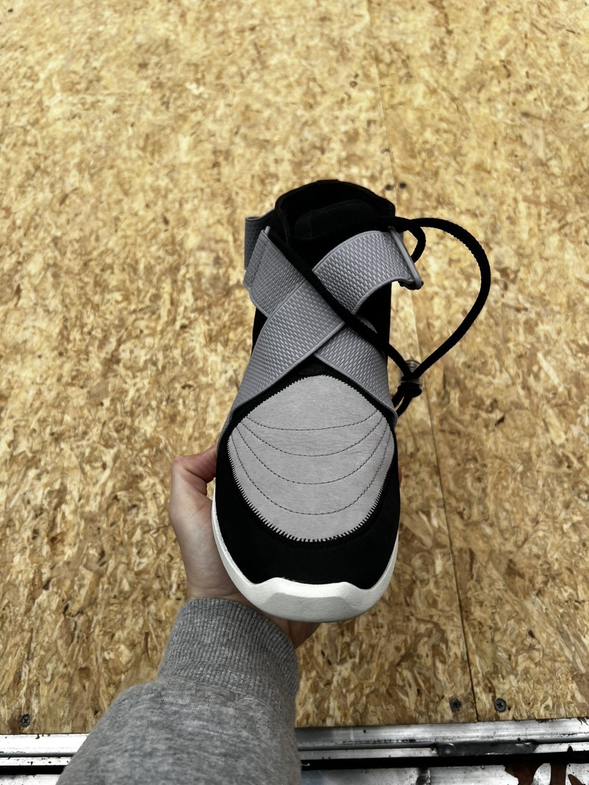 Fear of God × Nike Nike Fear of God Raid Size US 10 / EU 43 - 2 Thumbnail