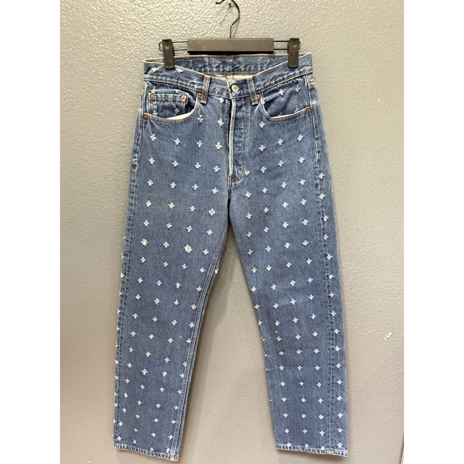 Levi's VINTAGE Levi's 501 Button Fly Perforated Denim Jeans Shirt? Size US 32 / EU 48 - 6 Thumbnail