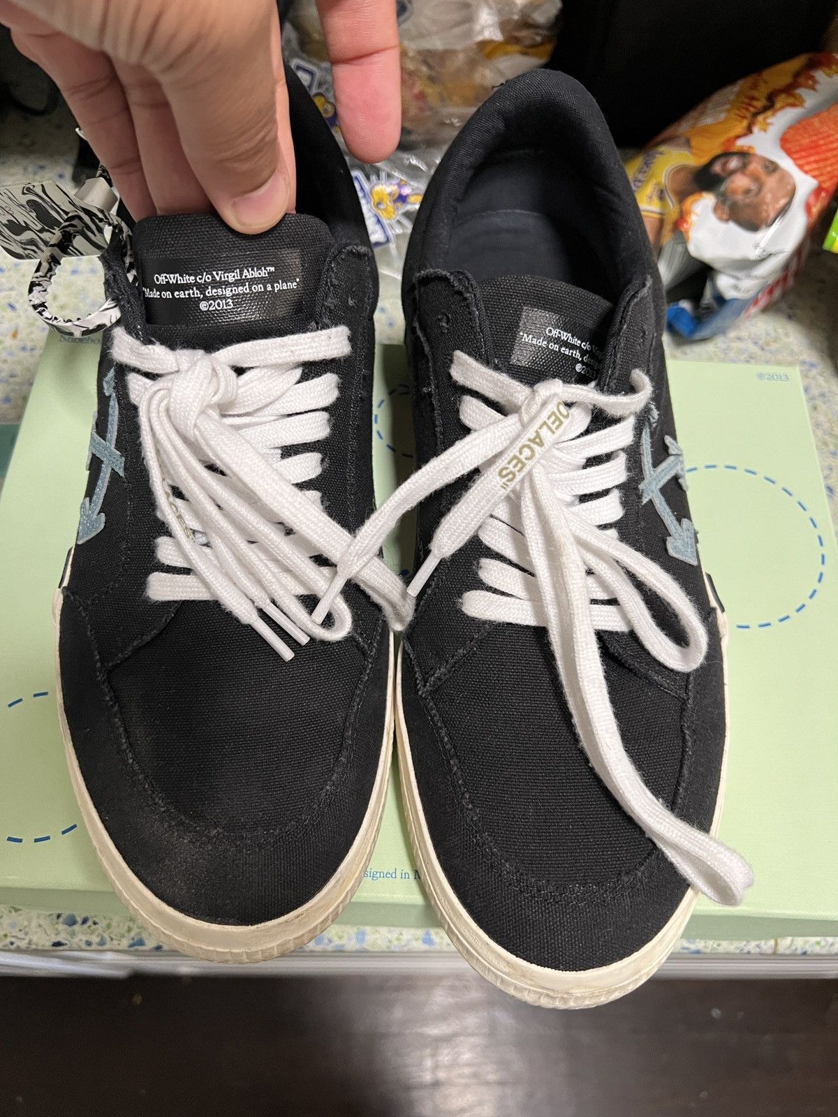 Off-White OFF White Low Vulcanized Sneaker Size US 11 / EU 44 - 6 Thumbnail