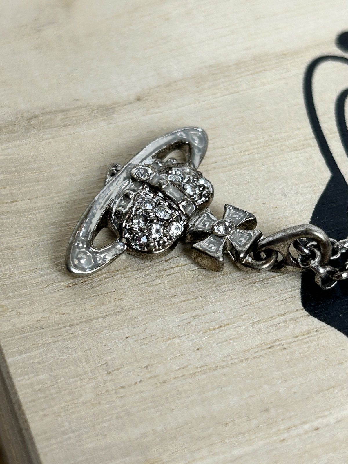 Vivienne Westwood Vivienne Westwood Reverse Heart Diamante Crystal Necklace Size ONE SIZE - 4 Thumbnail