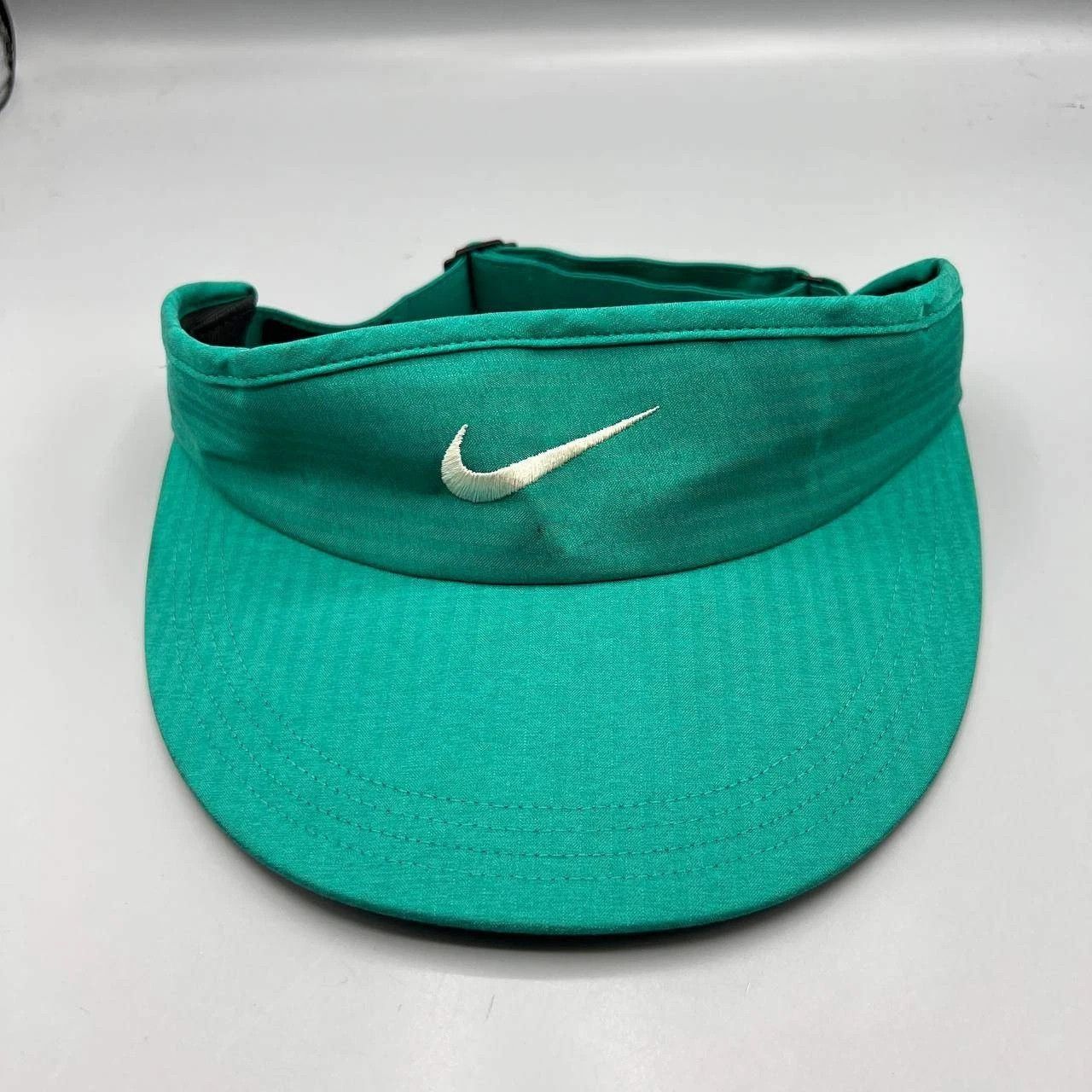 Nike Nike Swoosh Dri-Fit Visor Hat Embroidered Logo Strap Back Size ONE SIZE - 1 Thumbnail
