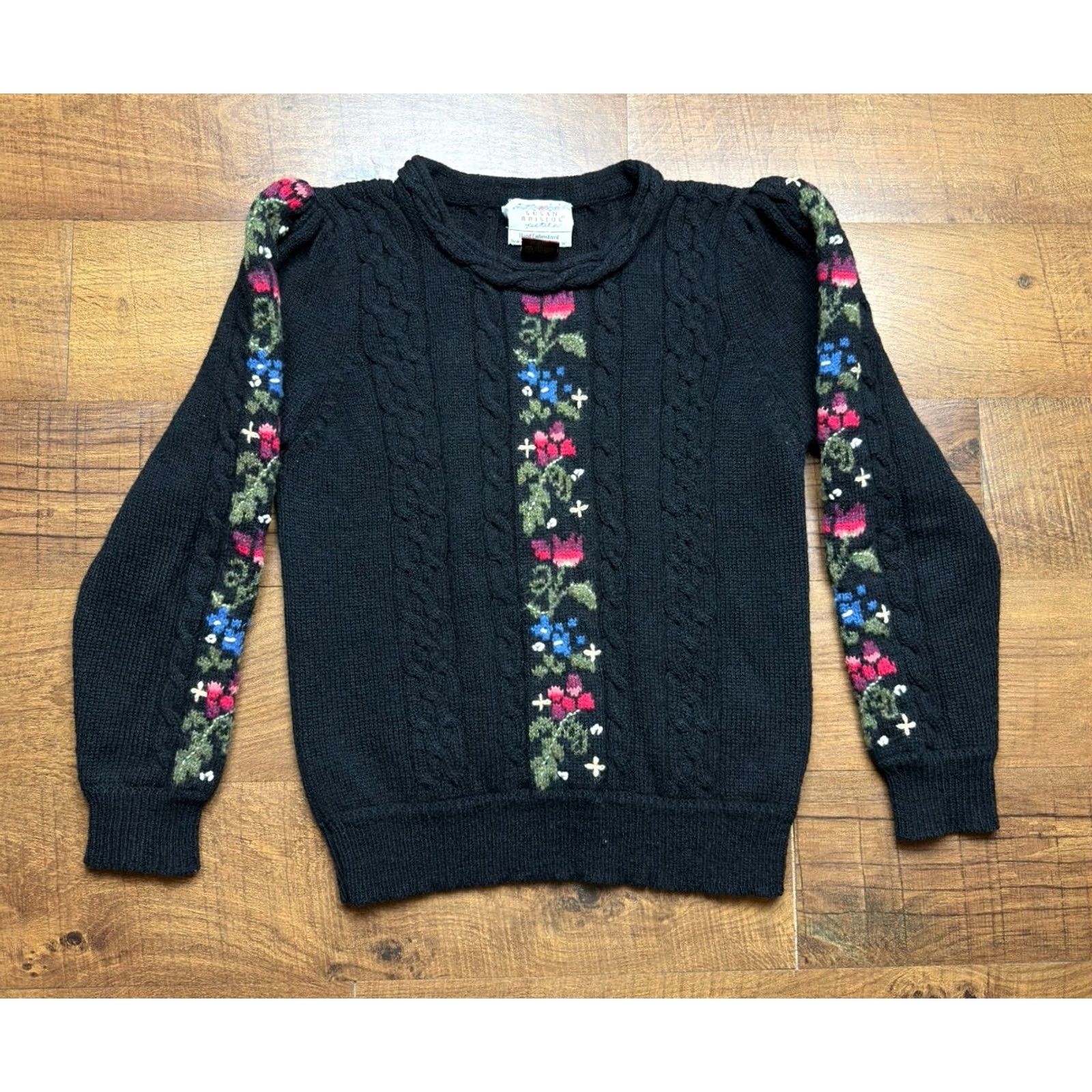 Vintage VINTAGE Susan Bristol Women’s Cable Knit Sweater Floral 100% Shetland Wool Sz 8P M Black Wool Cardigan flower 1989 Womens Size M / US 6-8 / IT 42-44 - 2 Thumbnail