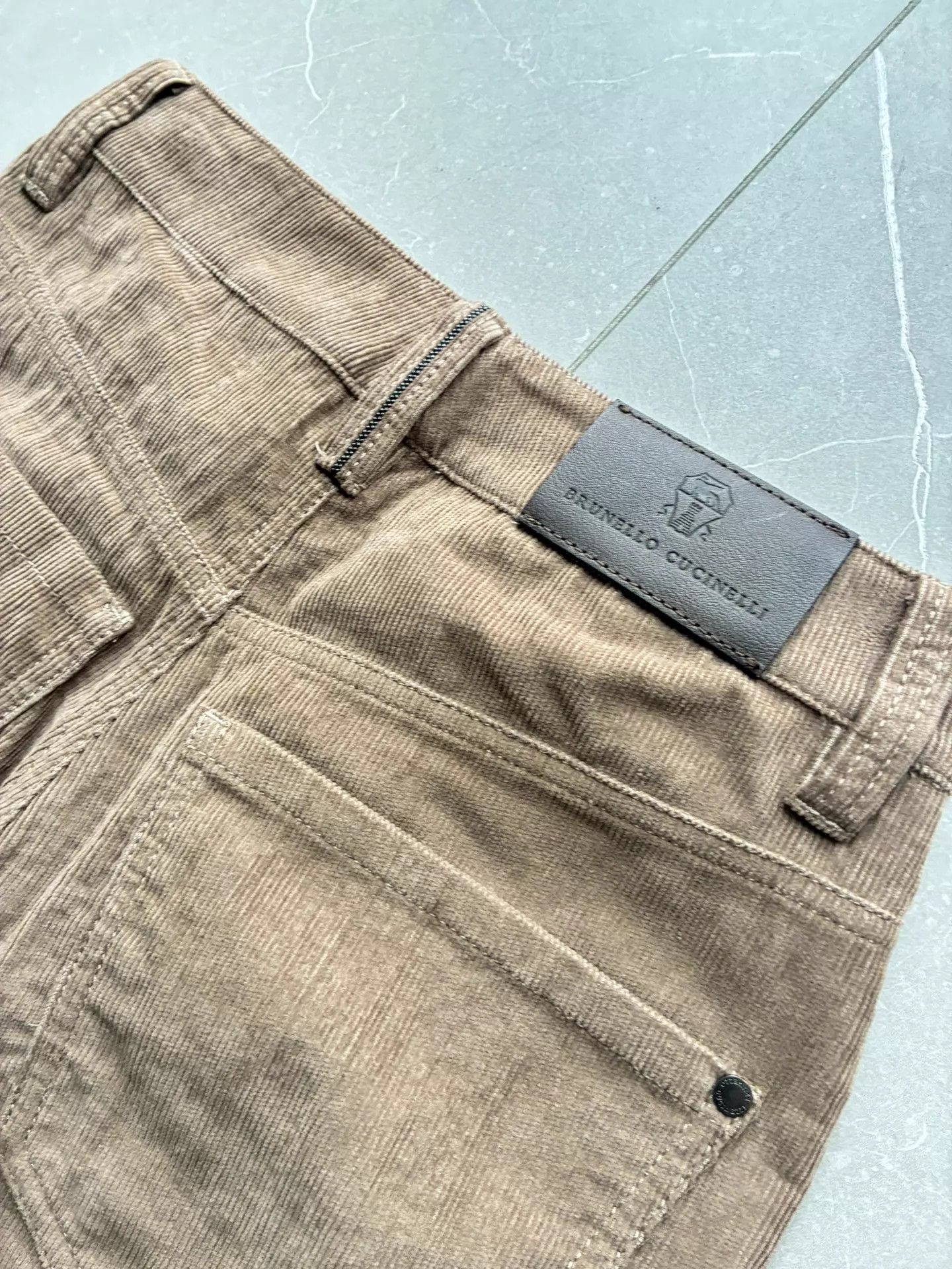 Brunello Cucinelli Brunello Cucinelli Camel Corduroy Wide-Leg Pants Size 34 Size 25" / US 0 / IT 36 - 5 Thumbnail