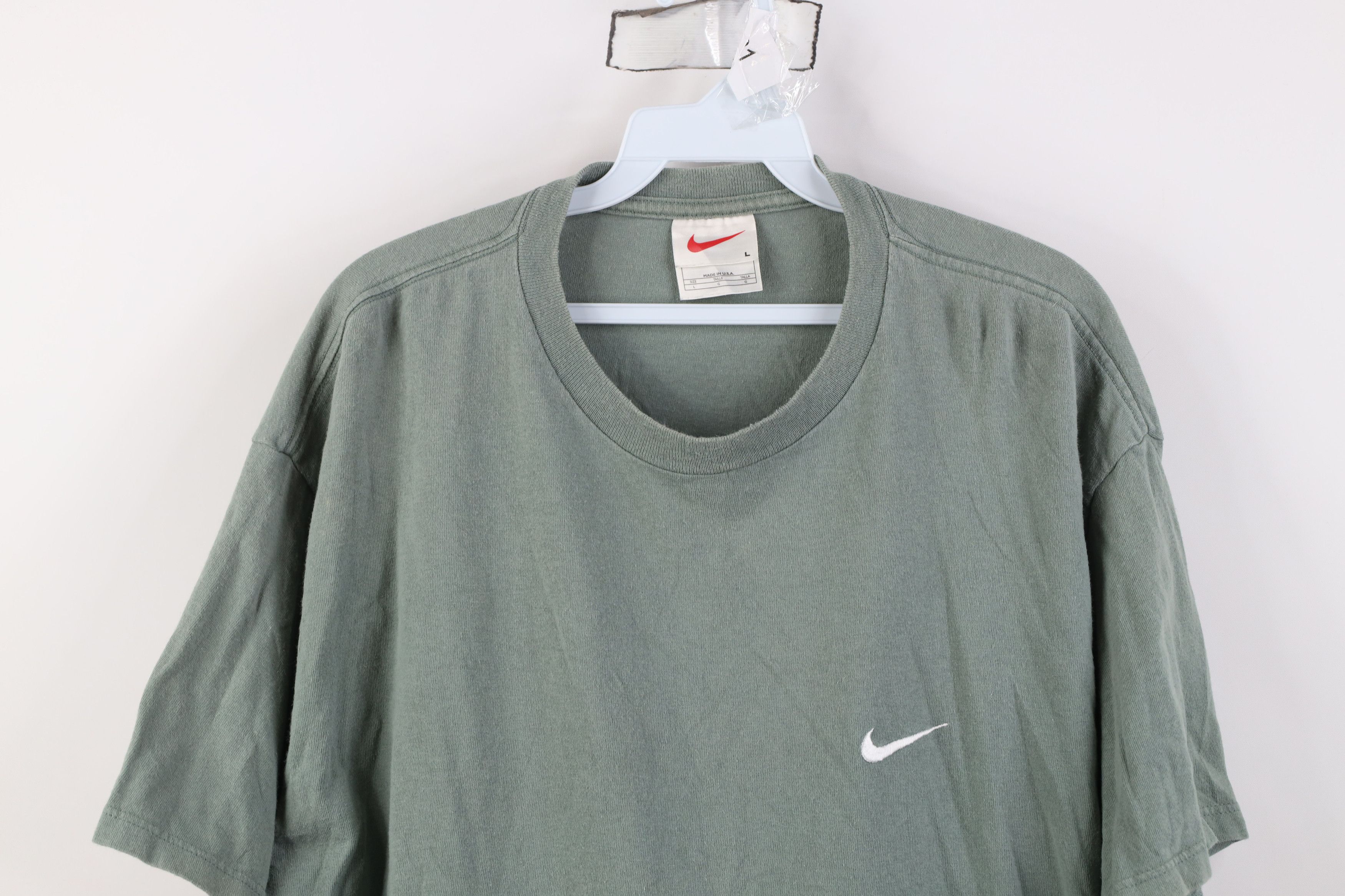 Nike Vintage 90s Nike Scott Mini Swoosh T-Shirt Light Green USA Size US L / EU 52-54 / 3 - 2 Thumbnail