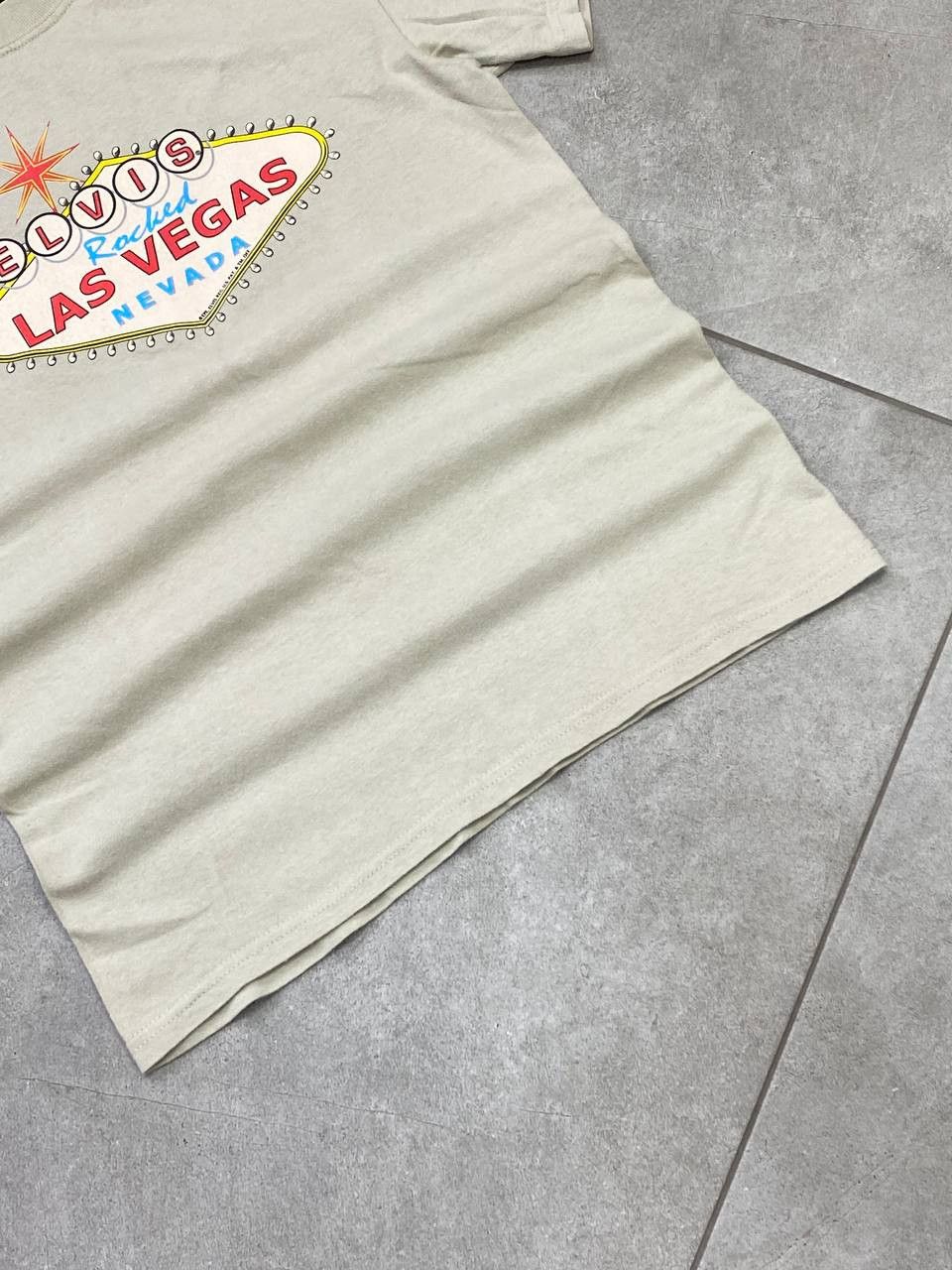 Band Tees Vintage Elvis Presley 1999 Elvis Rocked Las Vegas T-Shirt Size US S / EU 44-46 / 1 - 4 Thumbnail