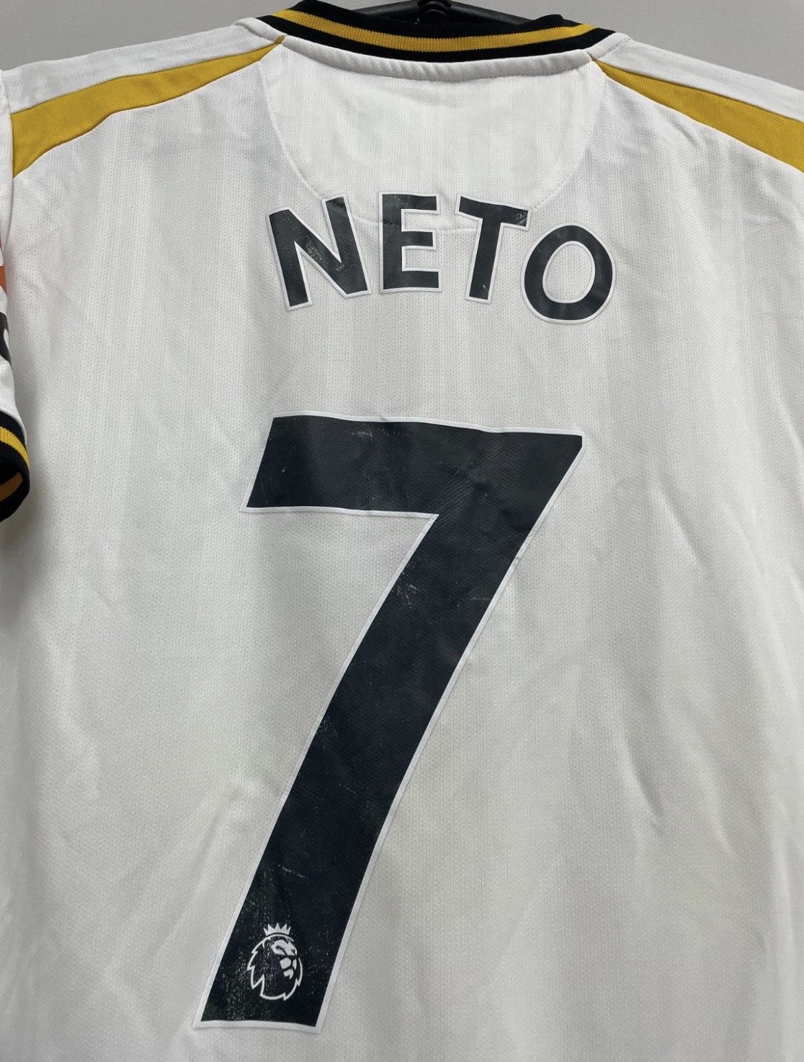 Castore Wolverhampton Wanderers 2021/2022 Football Jersey #7 Neto Size US S / EU 44-46 / 1 - 7 Thumbnail