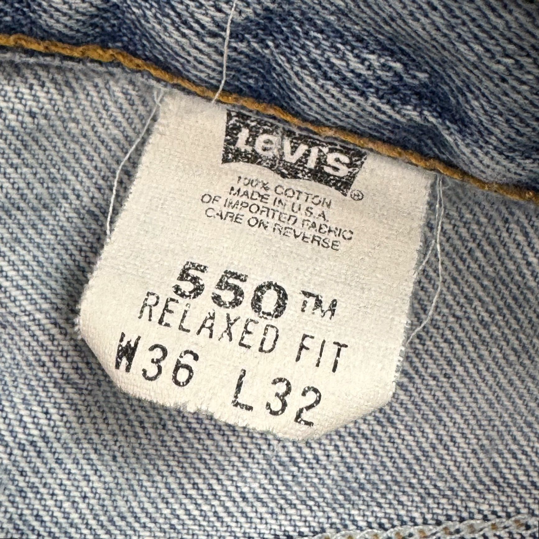 Levi's VINTAGE Levi's Jeans Mens 36x32 Blue Distressed 550 Relaxed Straight 5-Pocket Denim - White? Size US 36 / EU 52 - 4 Thumbnail
