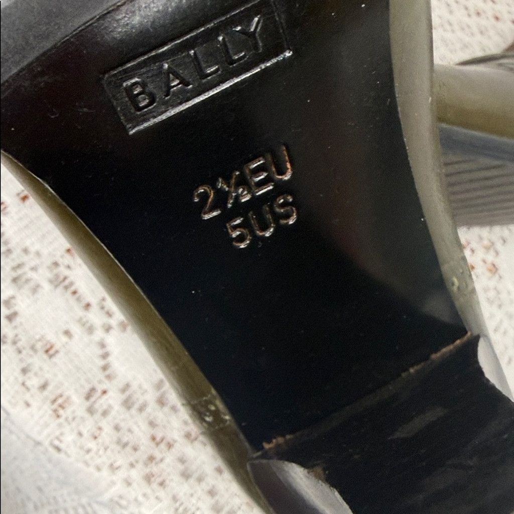 Bally Bally olive green loafer design square toe slip on heel sz 5 Size US 5 / IT 35 - 7 Thumbnail