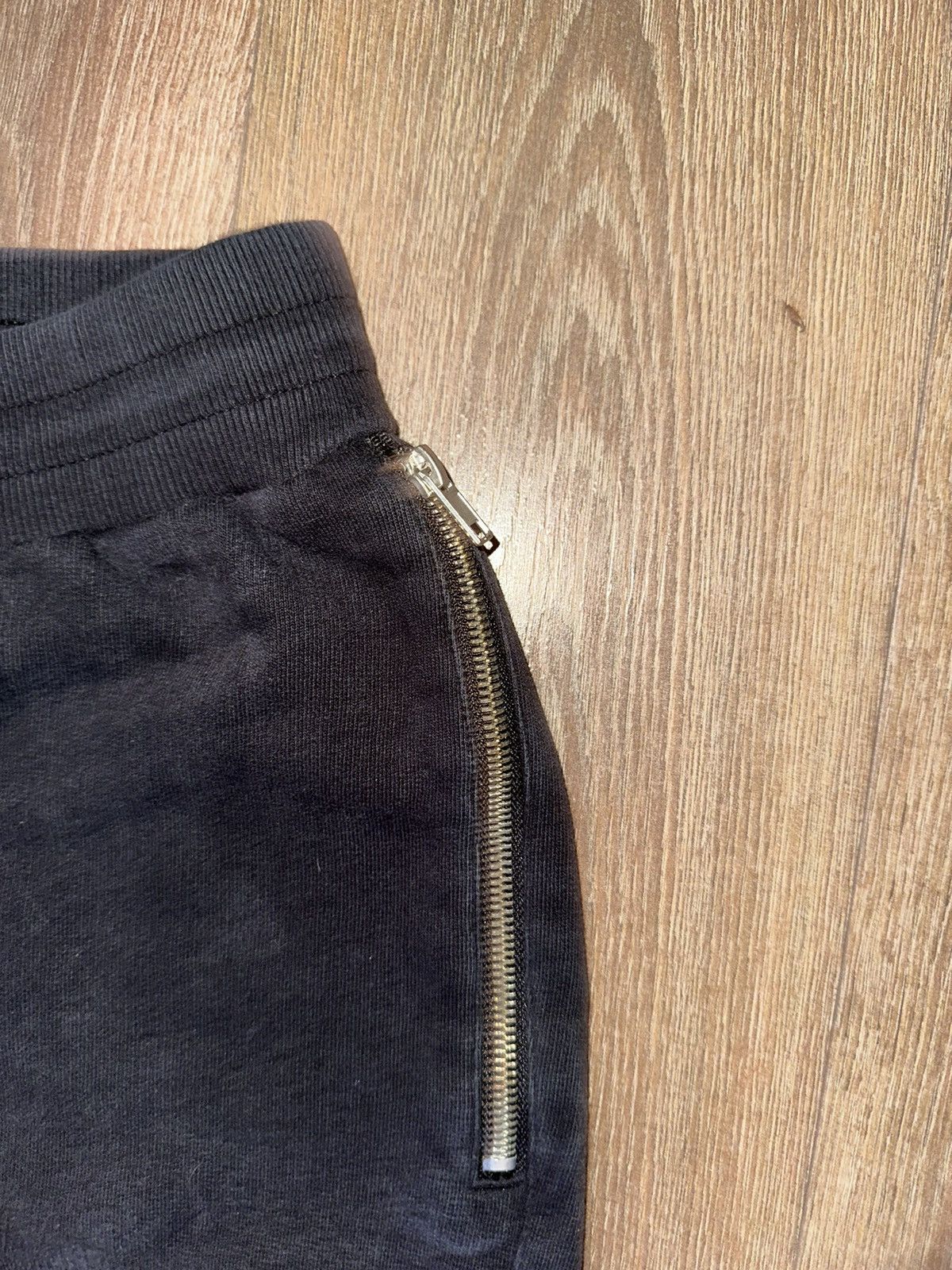 1017 ALYX 9SM 1017 Alyx sweatpants Size US 32 / EU 48 - 3 Thumbnail