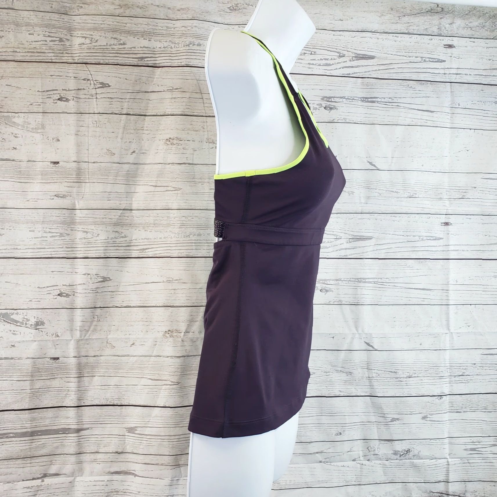 Mountain Hardwear Mountain Hardwear Womens Tank XS Purple Scoop Neck Activewear Tank Athleticwear Shirt Size XS / US 0-2 / IT 36-38 - 4 Thumbnail