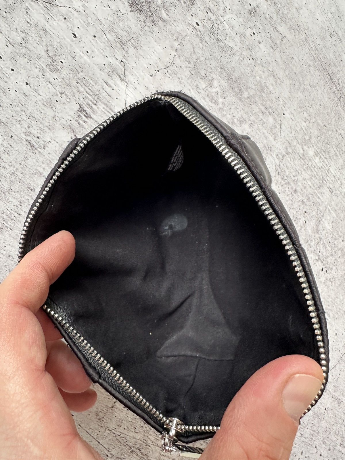 Givenchy GIVENCHY PARFUMS Iconic Black Makeup Bag Pouch Travel Case Size ONE SIZE - 5 Thumbnail